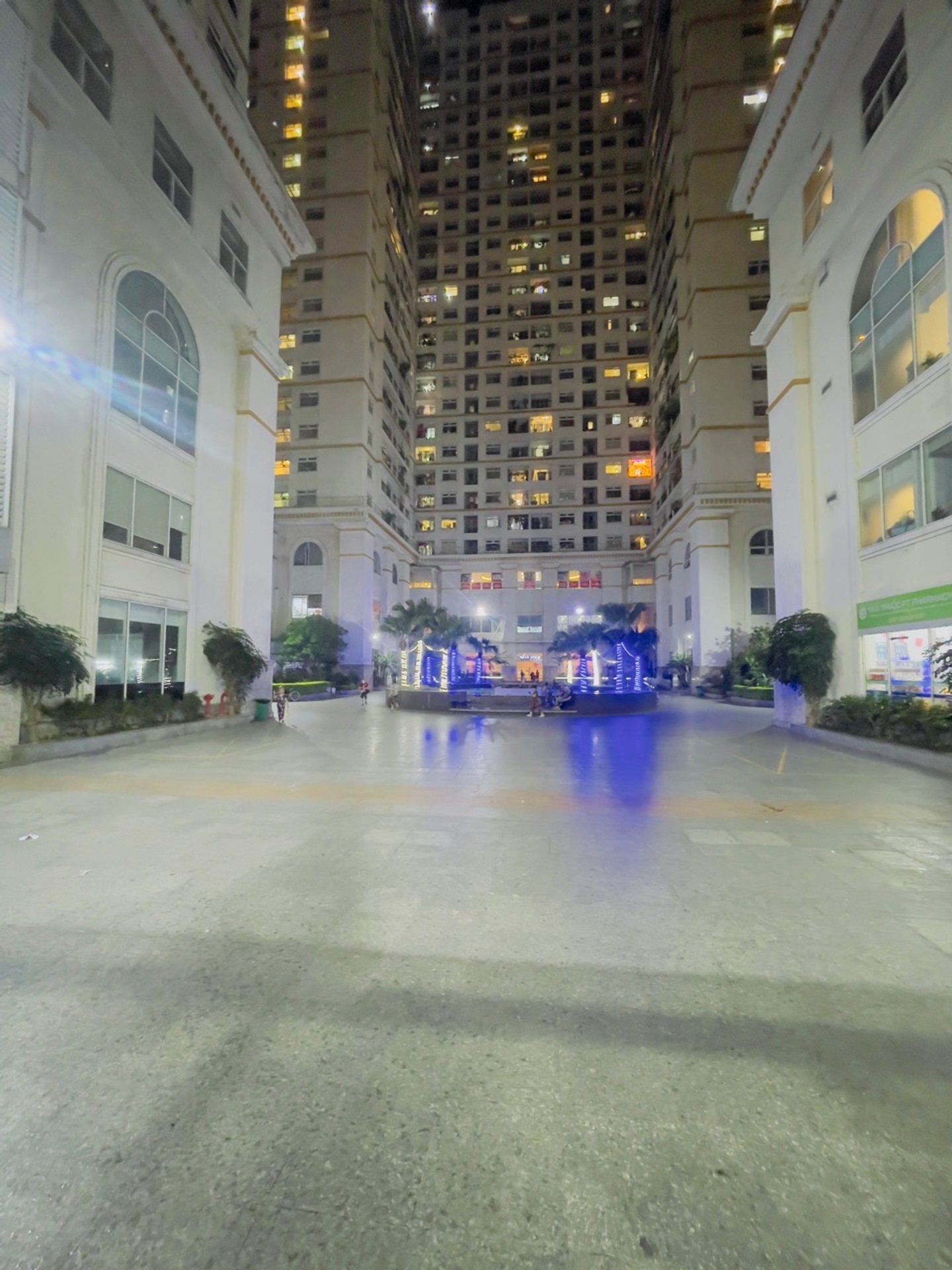 Bán nhà Minh Khai - diện tích 116m2 14 tầng - Căn hộ view sông Hồng - giá 9 tỷ