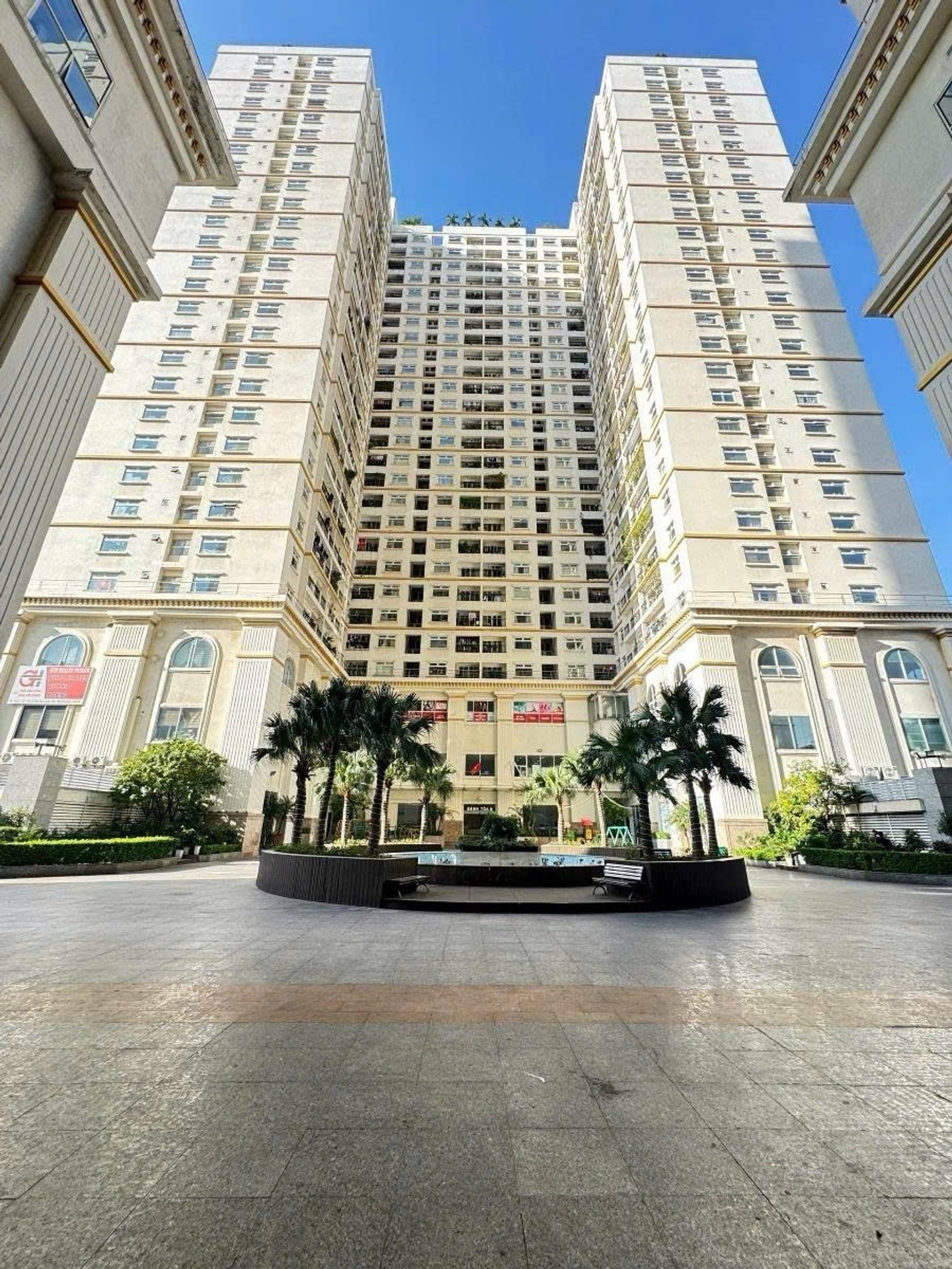 Bán nhà Minh Khai - diện tích 116m2 14 tầng - Căn hộ view sông Hồng - giá 9 tỷ