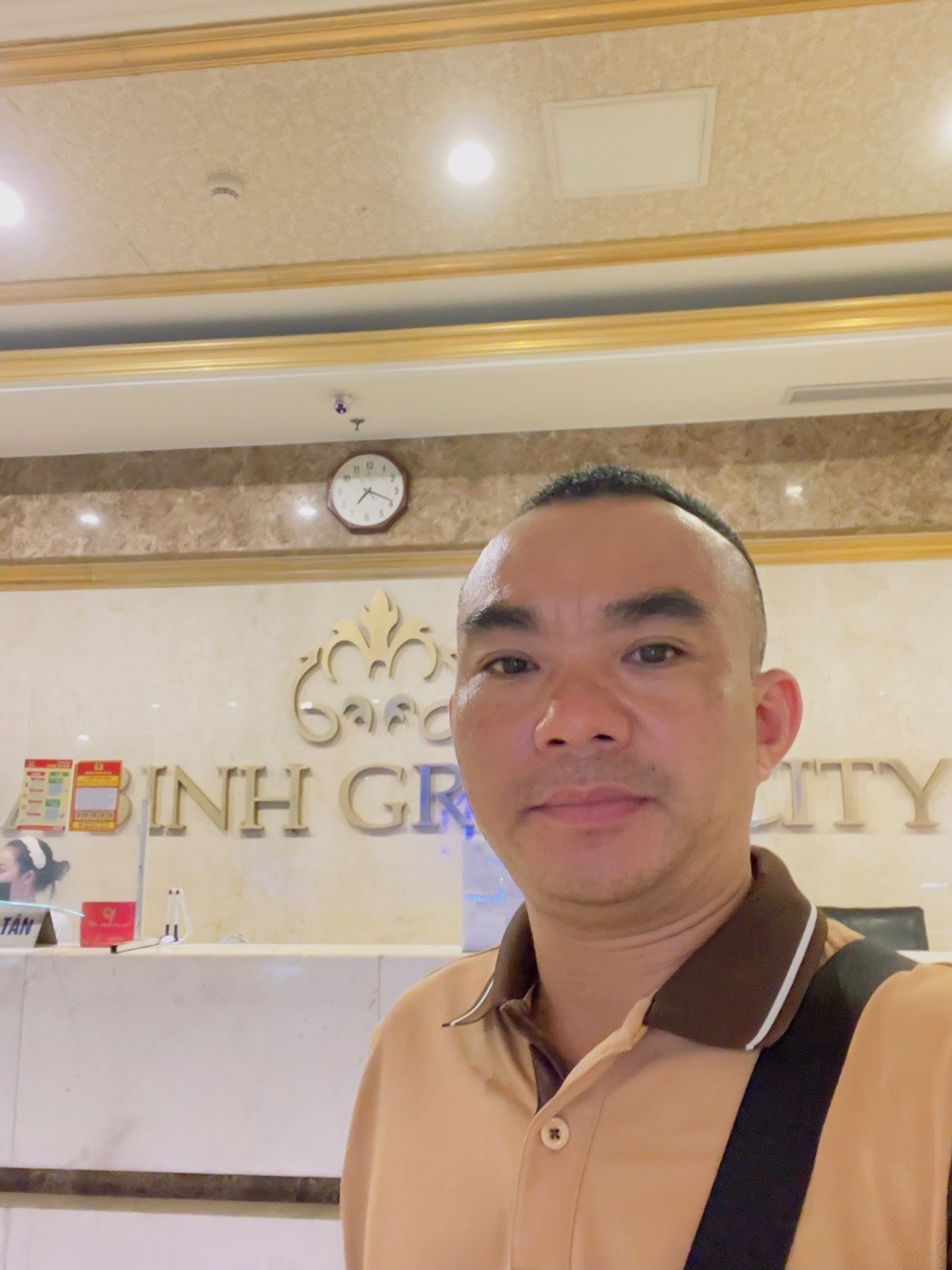 Bán nhà Minh Khai - diện tích 116m2 14 tầng - Căn hộ view sông Hồng - giá 9 tỷ