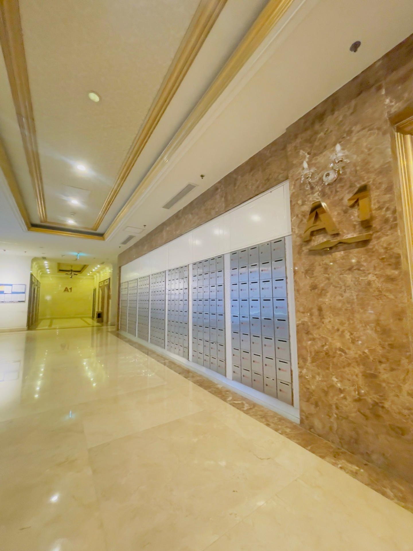 Bán nhà Minh Khai - diện tích 116m2 14 tầng - Căn hộ view sông Hồng - giá 9 tỷ