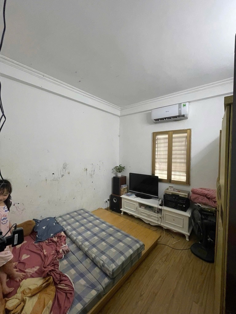 Bán nhà Bạch Đằng - diện tích 26m2 3 tầng - Ngõ ba gác, hai mặt thoáng - giá 6,5 tỷ