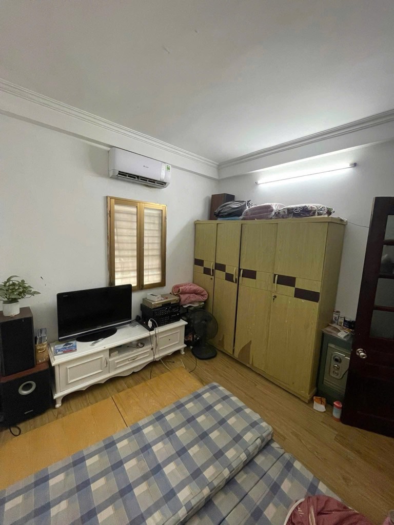 Bán nhà Bạch Đằng - diện tích 26m2 3 tầng - Ngõ ba gác, hai mặt thoáng - giá 6,5 tỷ