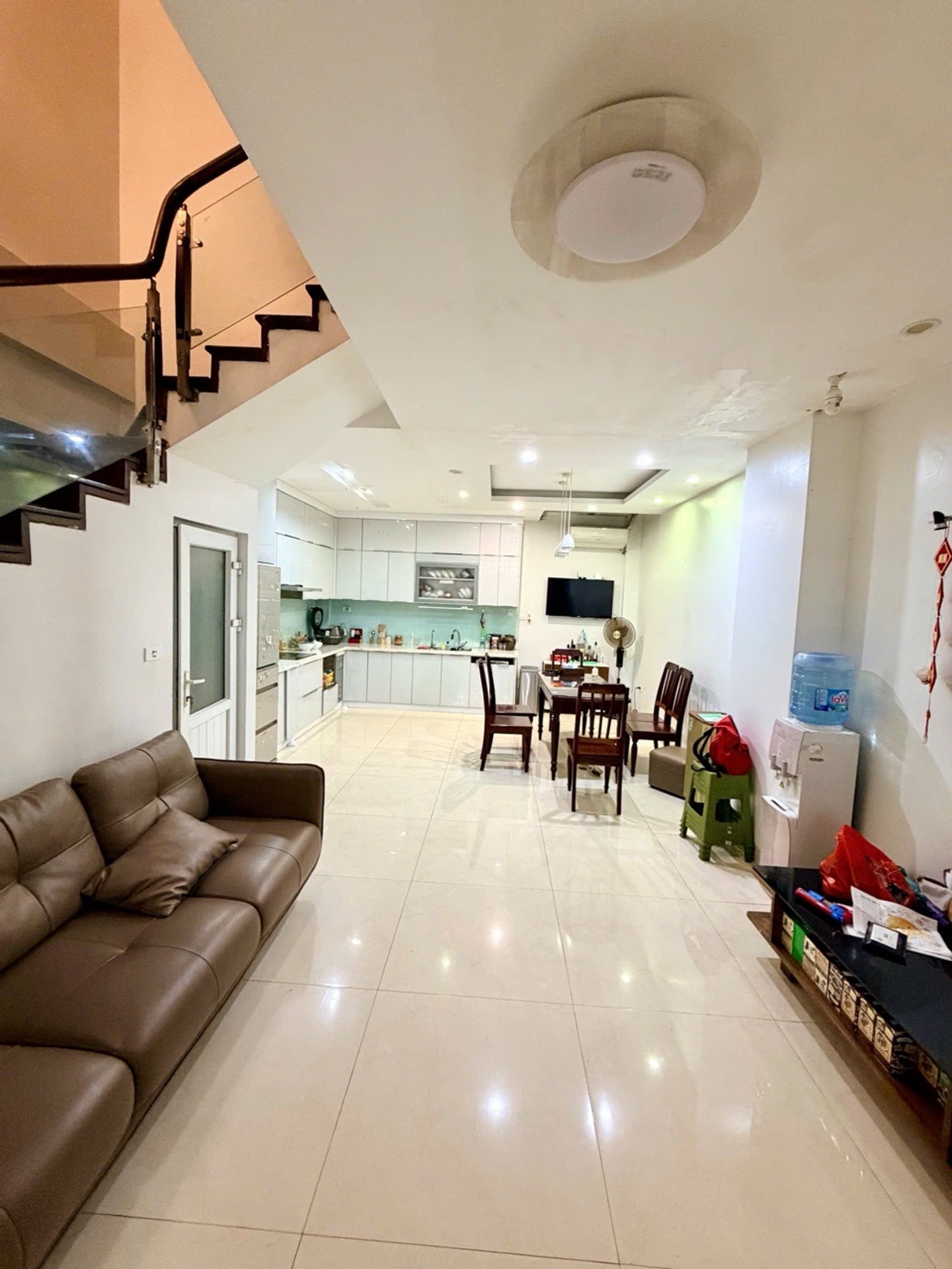 Bán nhà Hoàng Văn Thái - diện tích 75m2 4 tầng - Ô tô tránh - giá 31 tỷ