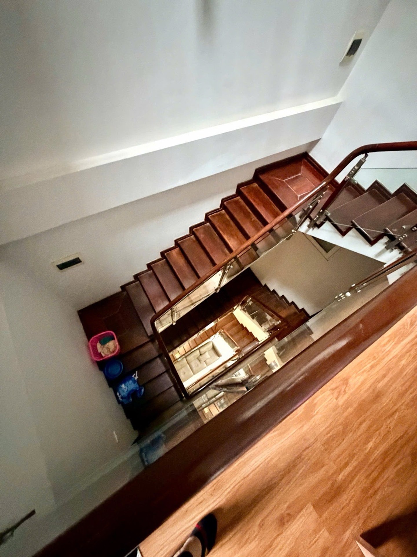 Bán nhà Hoàng Văn Thái - diện tích 75m2 4 tầng - Ô tô tránh - giá 31 tỷ
