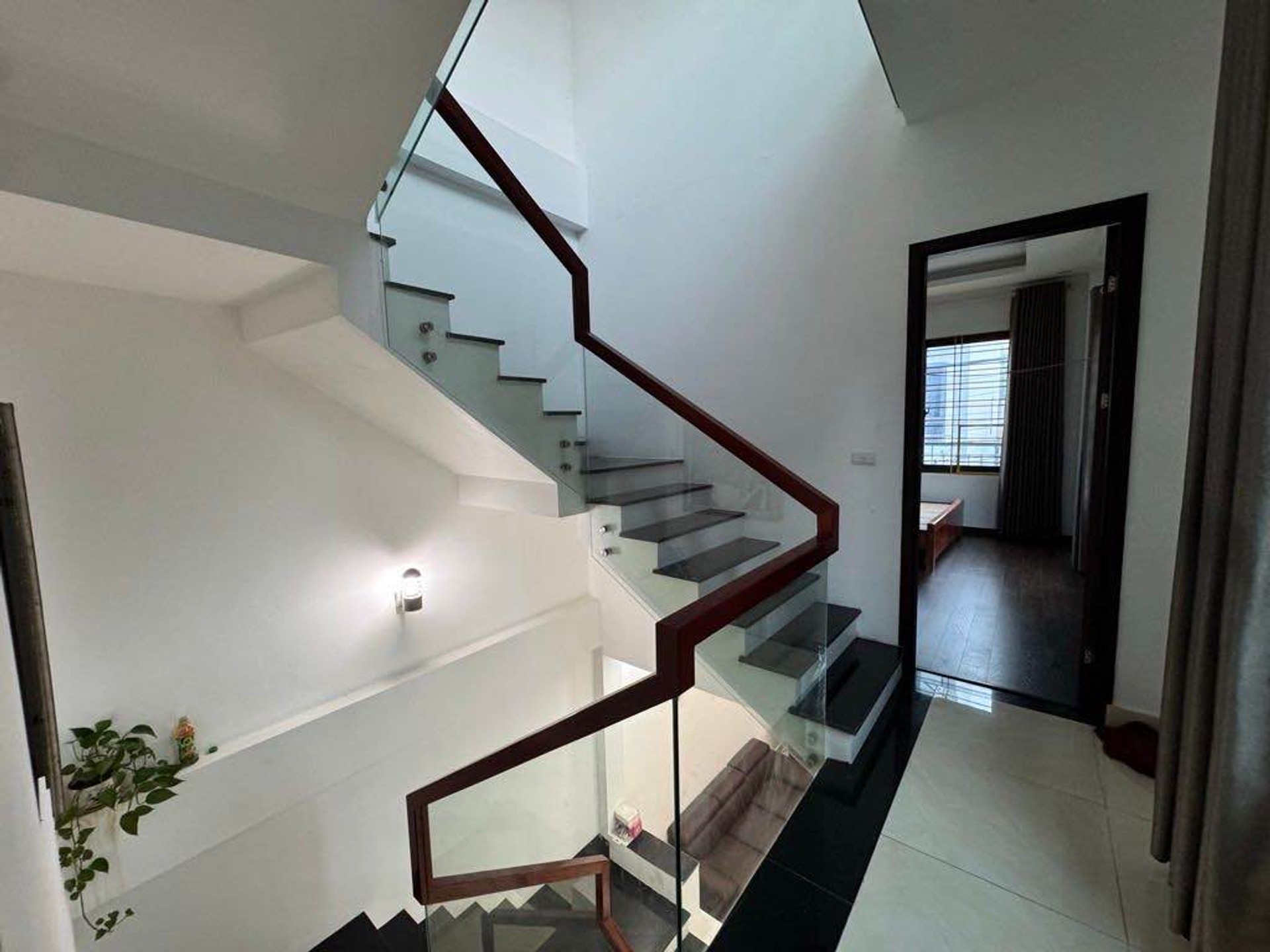 Bán nhà Ao Quan - diện tích 46m2 3 tầng - Lô góc hai mặt - giá 7,65 tỷ