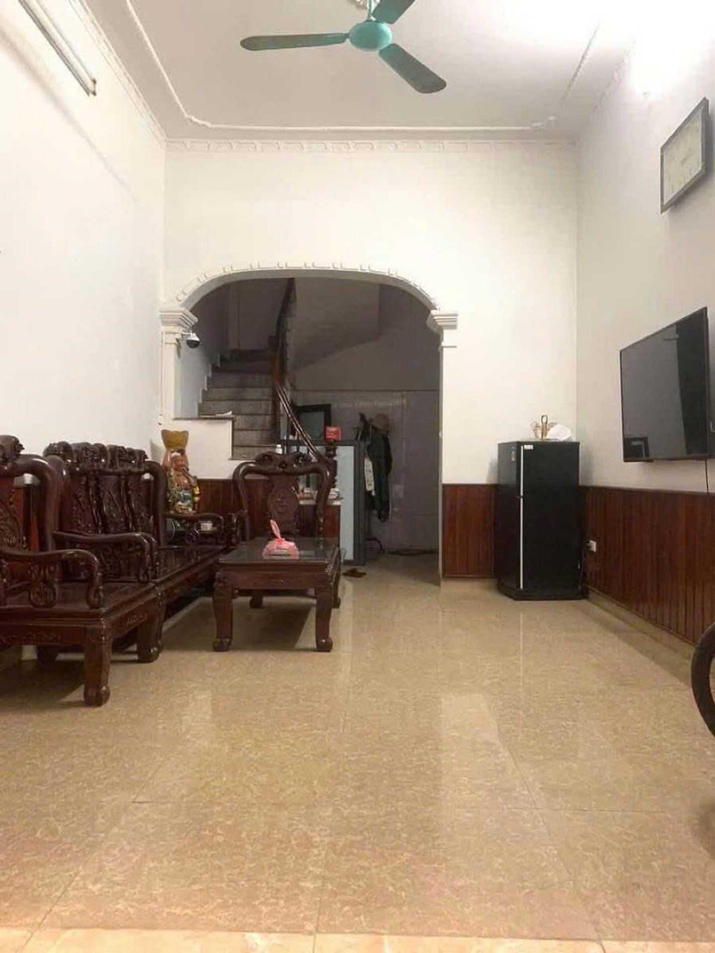 Bán nhà Trường Chinh - diện tích 34m2 3 tầng - Ngõ thông rộng 3m, kinh doanh - giá 11 tỷ