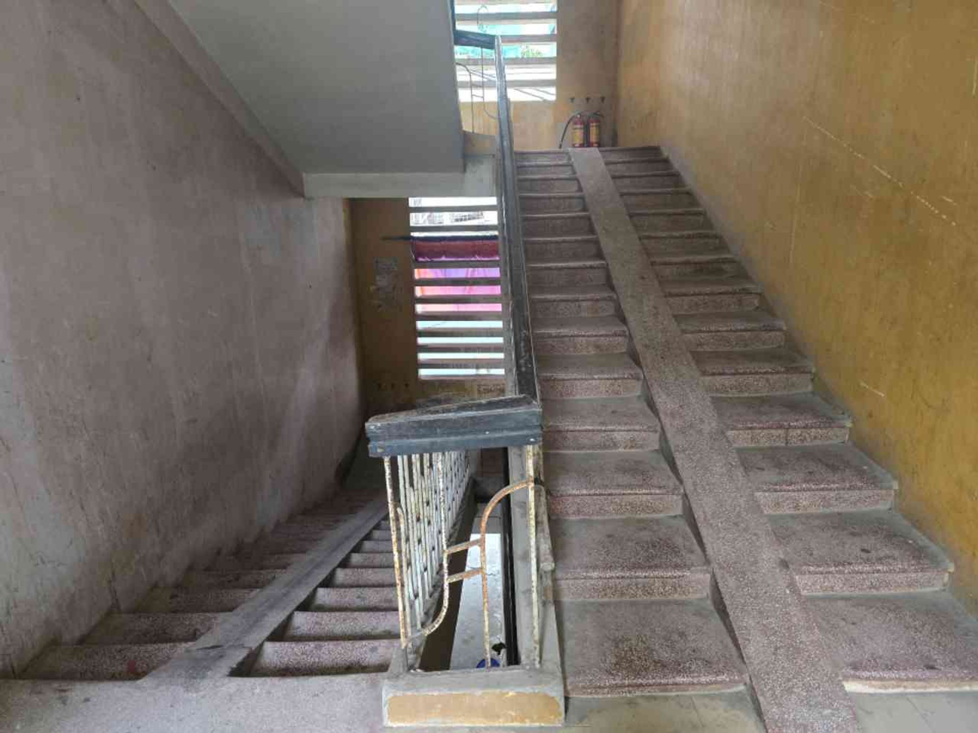 Bán nhà Lương Khánh Thiện - diện tích 50m2 1 tầng - ô tô đỗ cửa - giá 3,7 tỷ