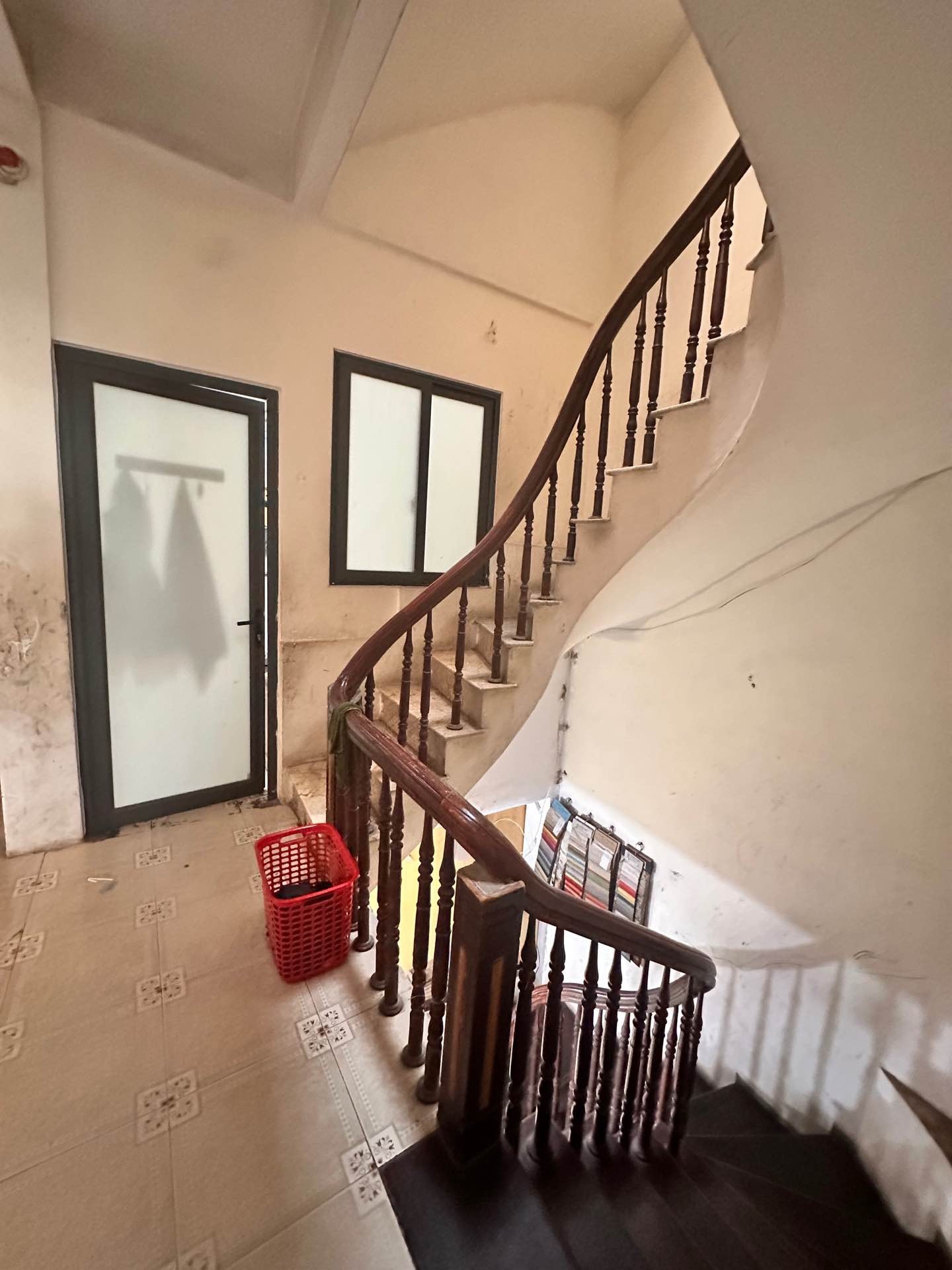 Bán nhà La Thành - diện tích 75.5m2 4 tầng - Thoáng trước, sau - giá 50 tỷ