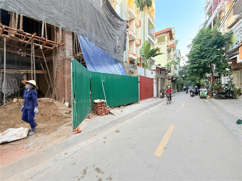 Bán nhà Đầm Trấu - diện tích 92m2 6 tầng - Phân lô ô tô tránh - giá 46,5 tỷ