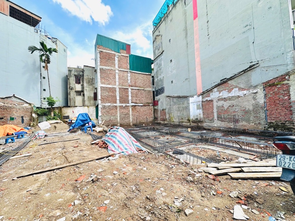 Bán nhà Đầm Trấu - diện tích 92m2 6 tầng - Phân lô ô tô tránh - giá 46,5 tỷ