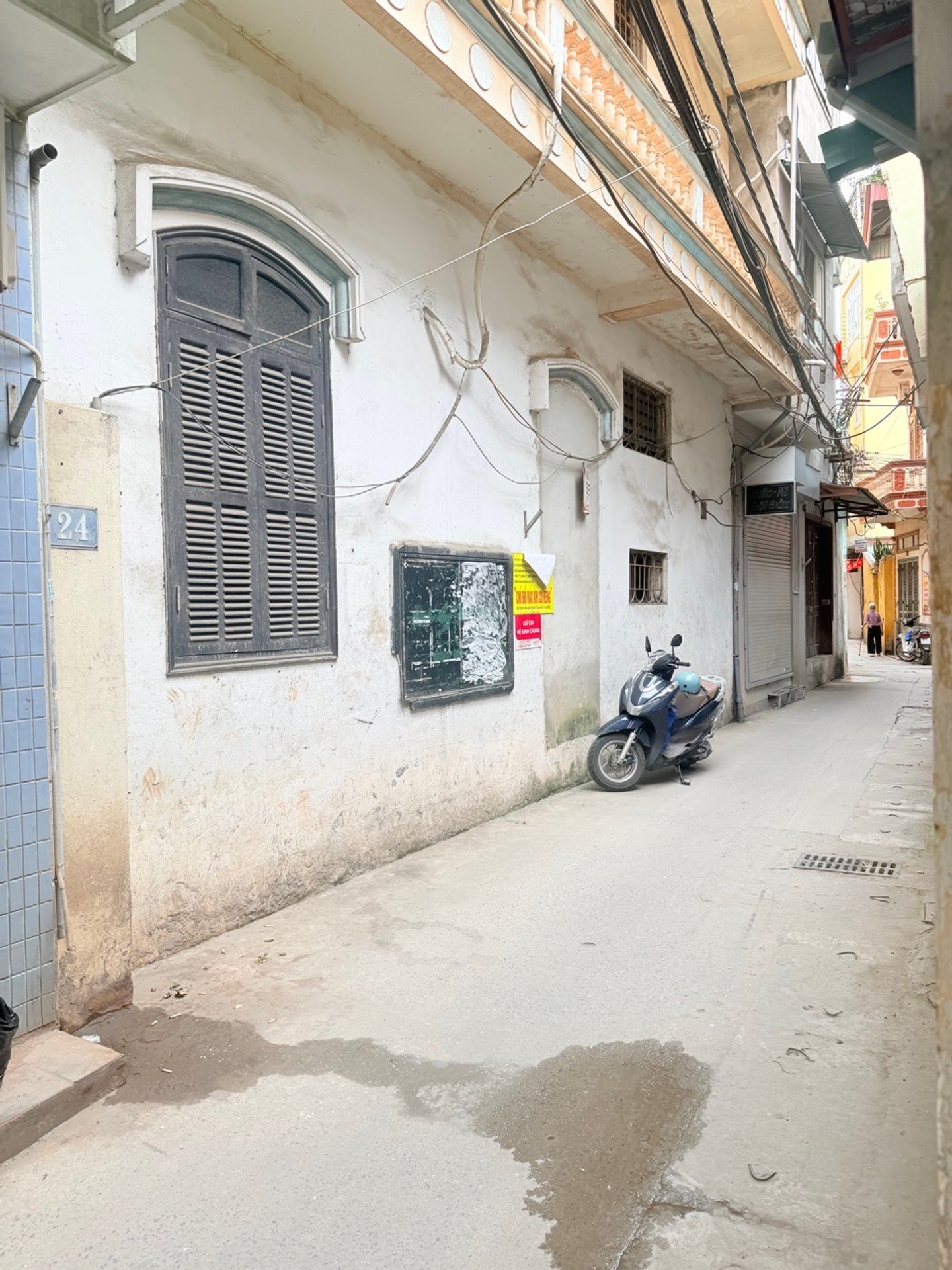 Bán nhà Quan Nhân - diện tích 46m2 5 tầng - cho thuê 20 triệu/tháng - giá 11,3 tỷ