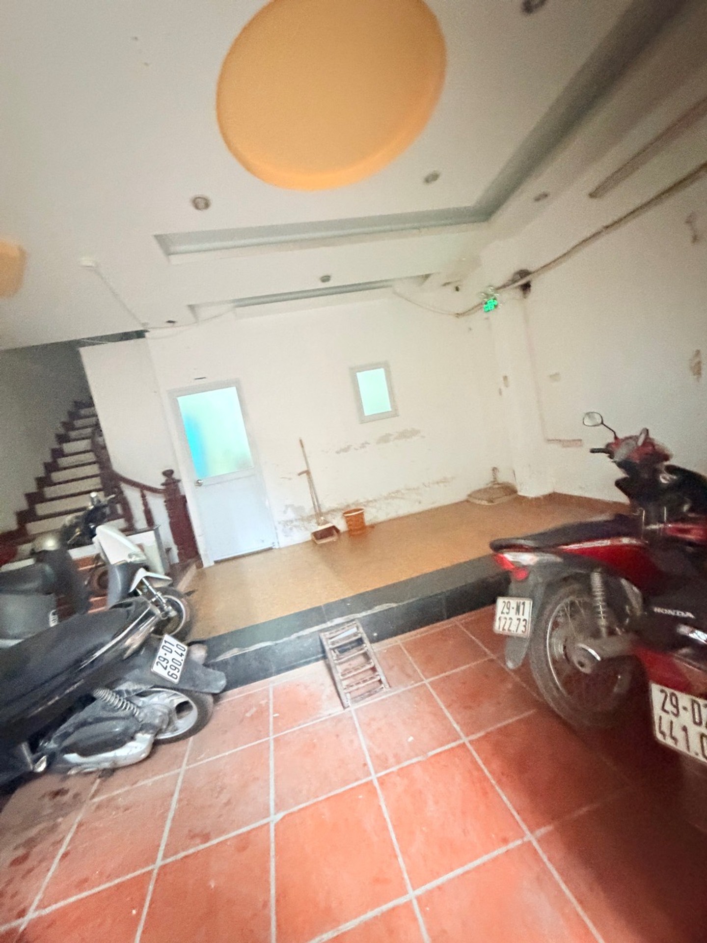 Bán nhà Quan Nhân - diện tích 46m2 5 tầng - cho thuê 20 triệu/tháng - giá 11,3 tỷ