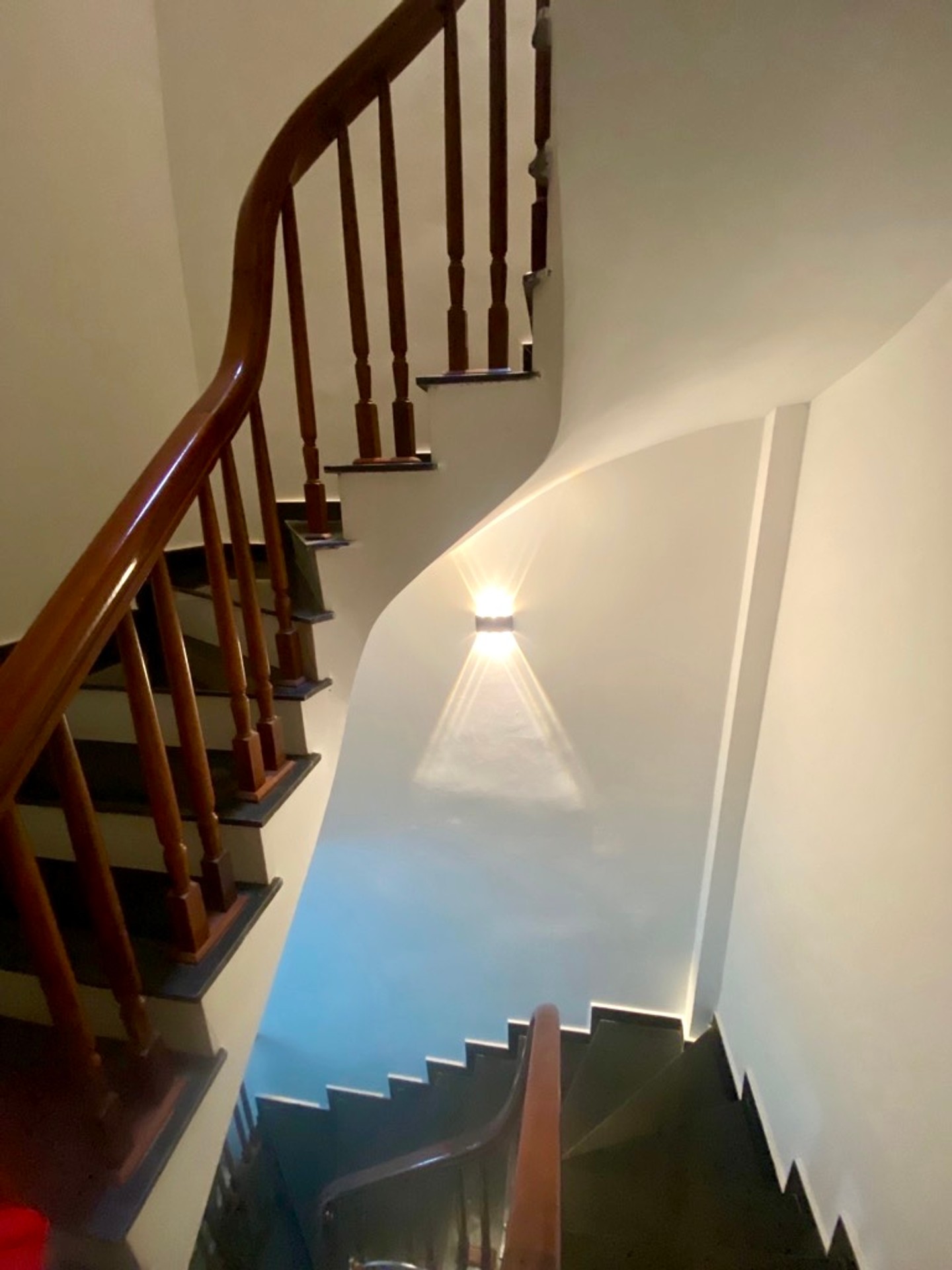 Bán nhà Hoàng Mai - diện tích 35m2 5 tầng - Nhà đẹp long lanh về ở ngay - giá 10 tỷ