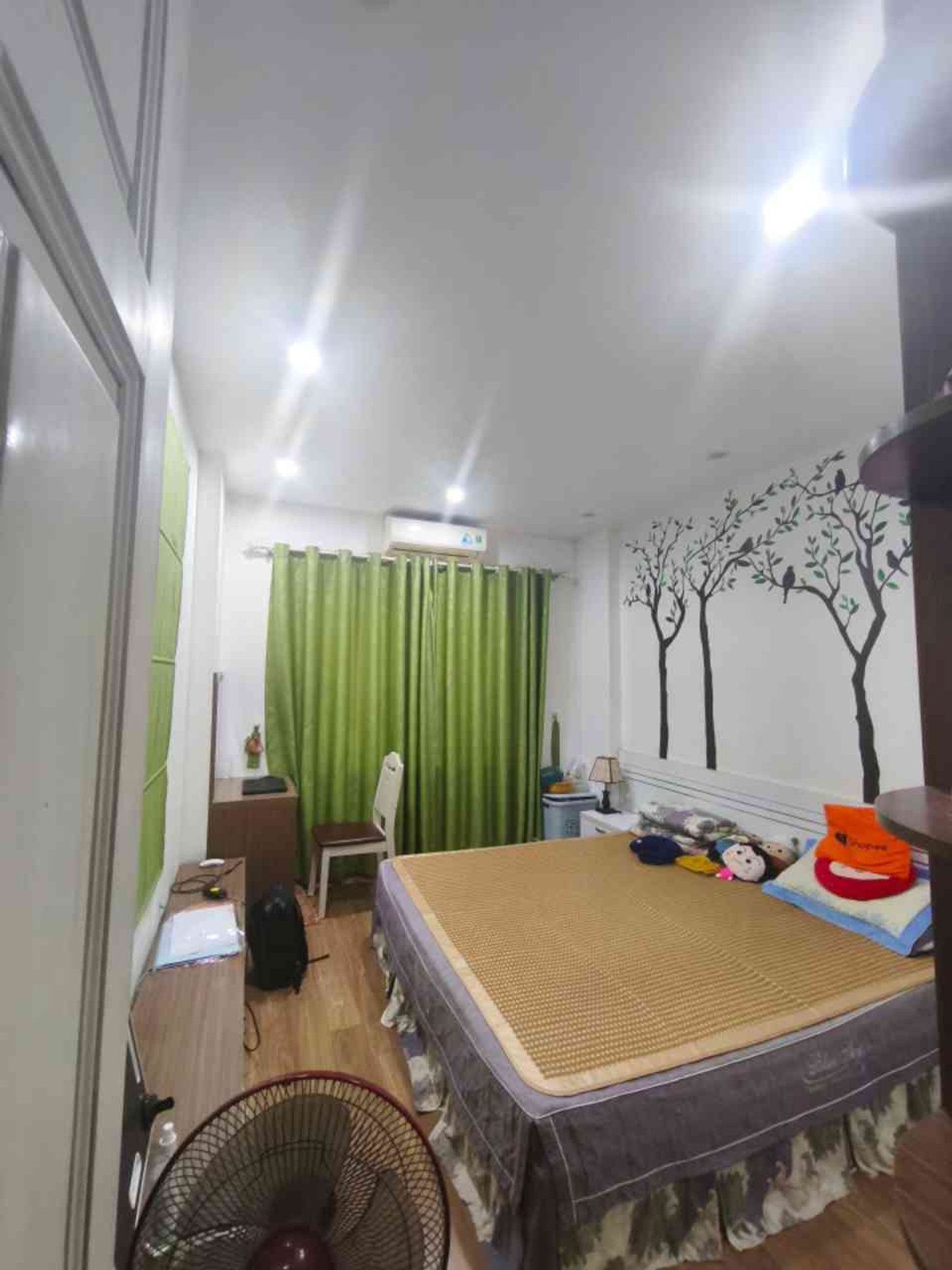 Bán nhà Hoàng Mai - diện tích 39m2 6 tầng - Lô góc thoáng sáng - giá 10,8 tỷ