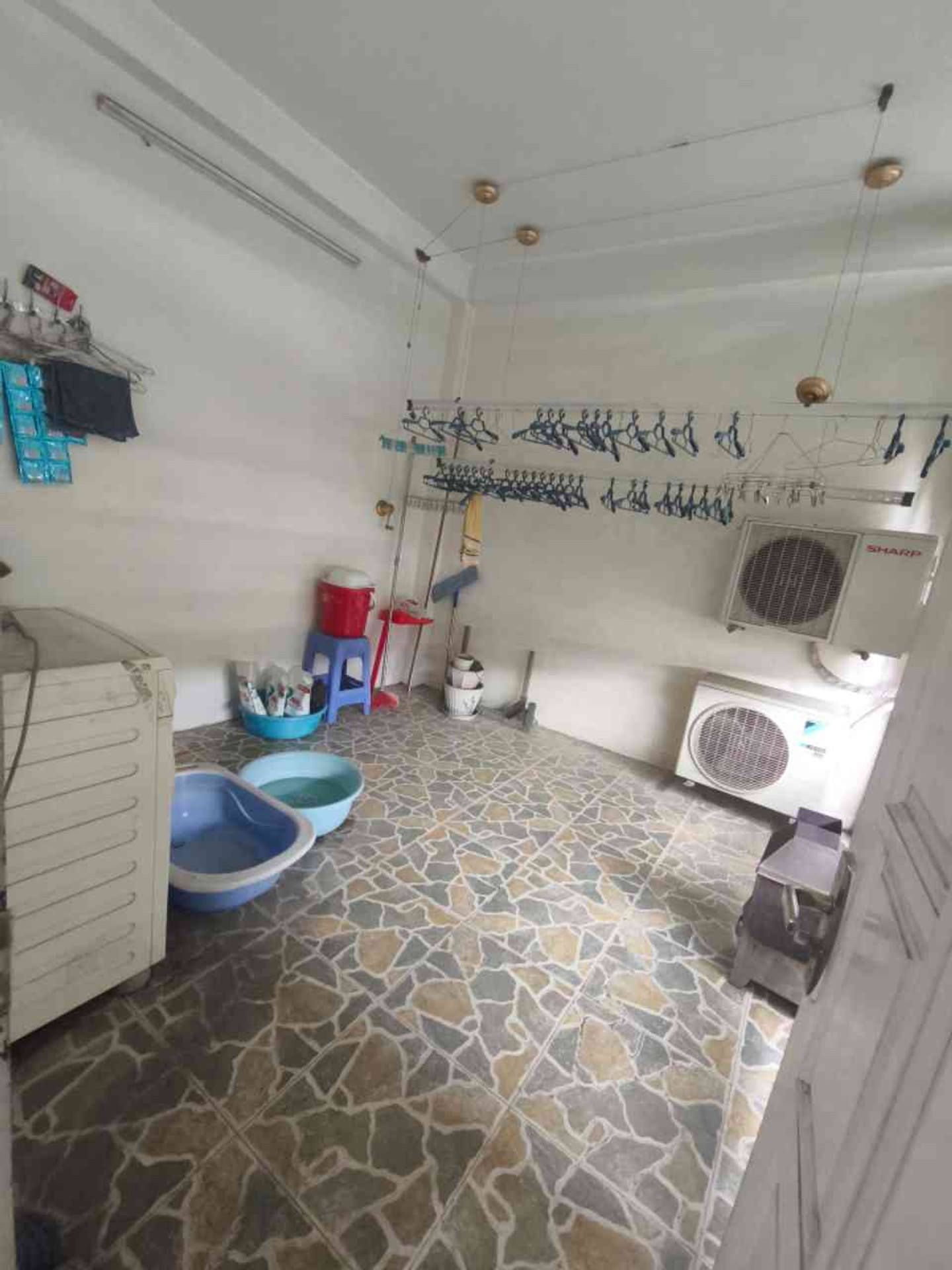 Bán nhà Hoàng Mai - diện tích 39m2 6 tầng - Lô góc thoáng sáng - giá 10,8 tỷ