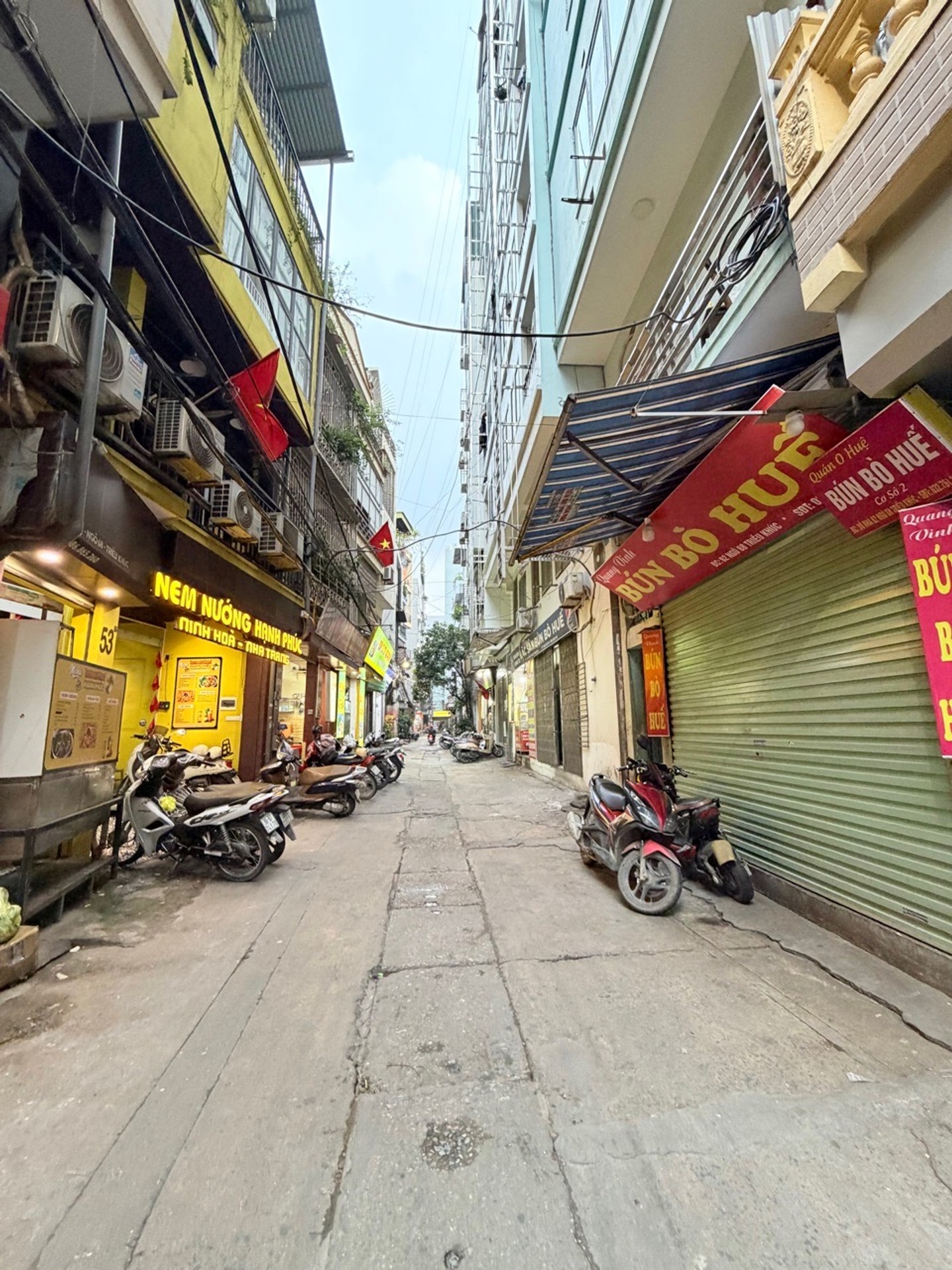 Bán nhà Triều Khúc - diện tích 90m2 4 tầng - 2 mặt ngõ ô tô tránh - giá 37,5 tỷ