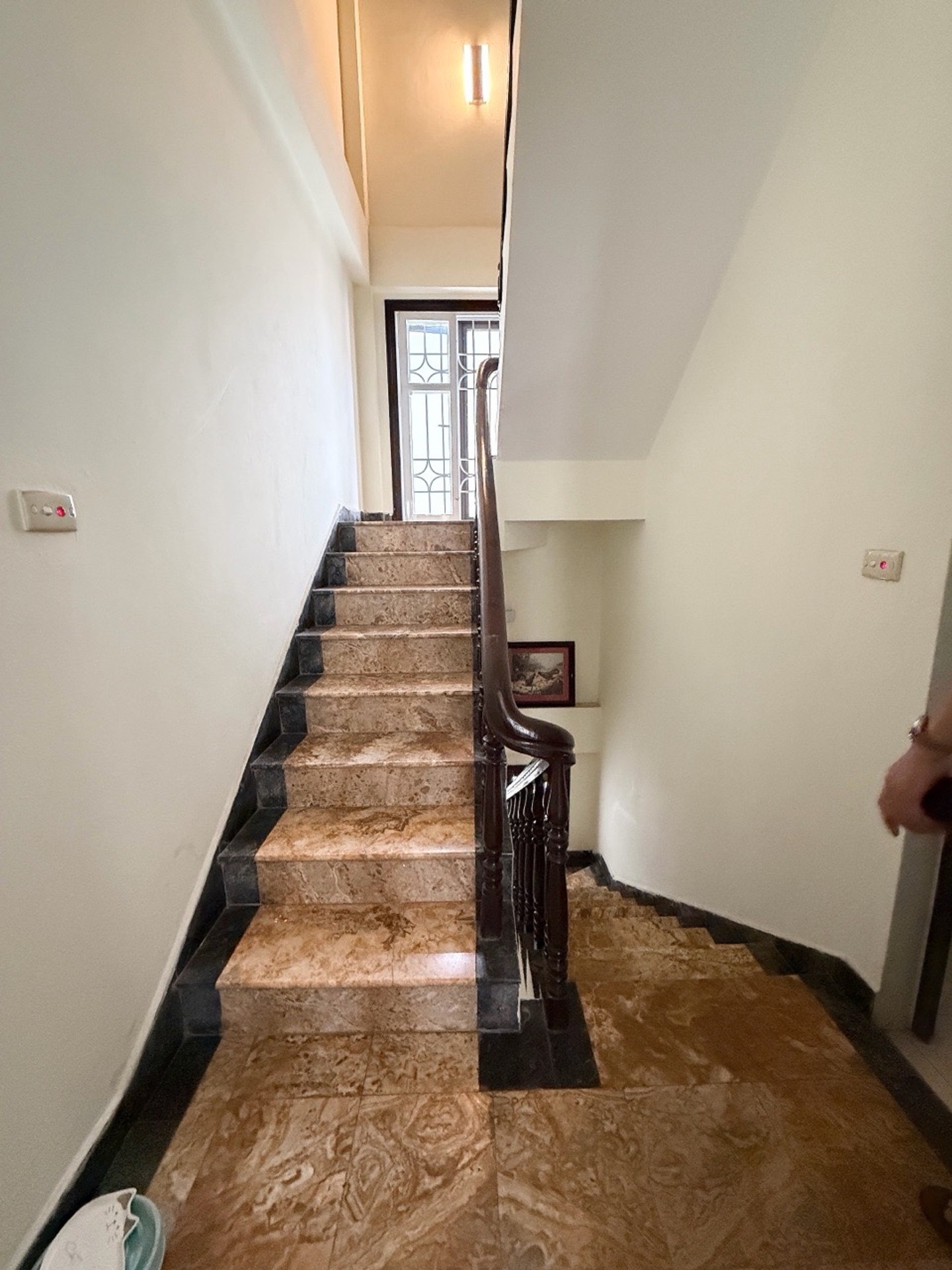 Bán nhà Vọng - diện tích 30m2 5 tầng - Lô góc 3 mặt thoáng - giá 9,6 tỷ