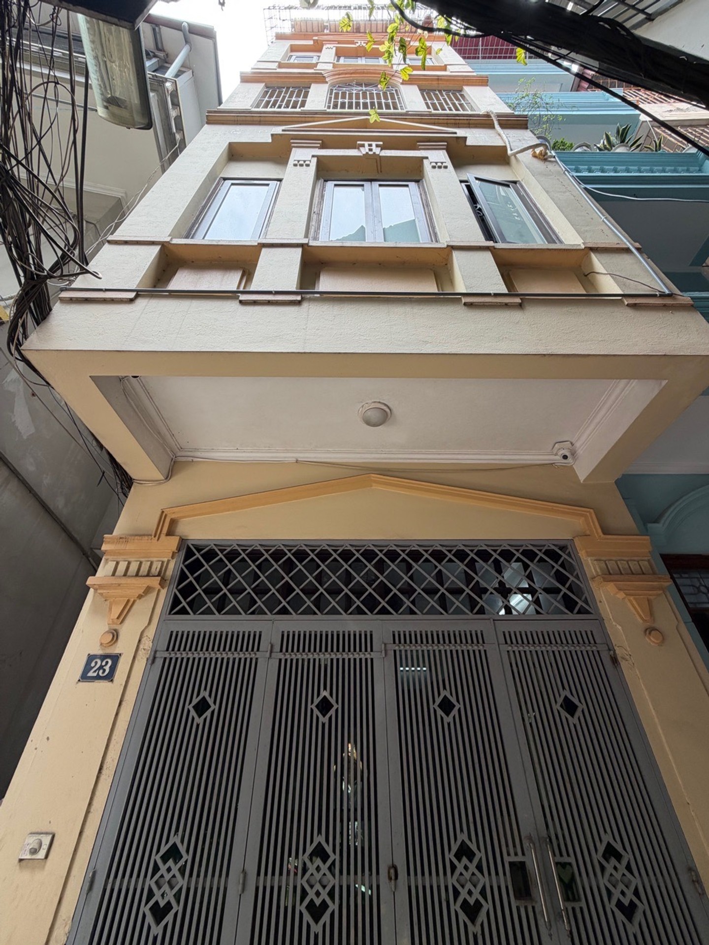 Bán nhà Vọng - diện tích 30m2 5 tầng - Lô góc 3 mặt thoáng - giá 9,6 tỷ