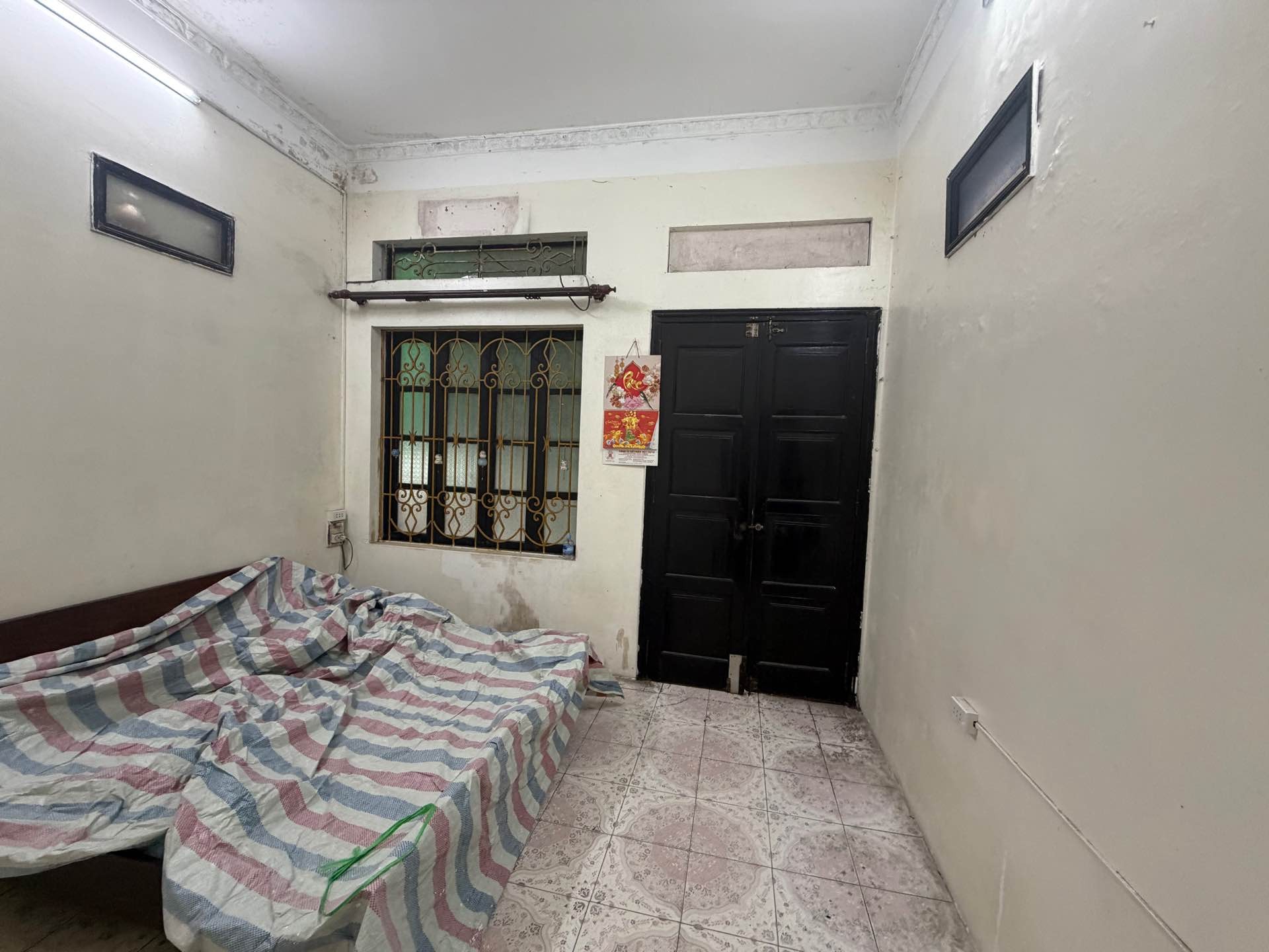 Bán nhà Vĩnh Tuy - diện tích 31m2 3 tầng - Ô TÔ ĐỖ CỬA - giá 7,9 tỷ