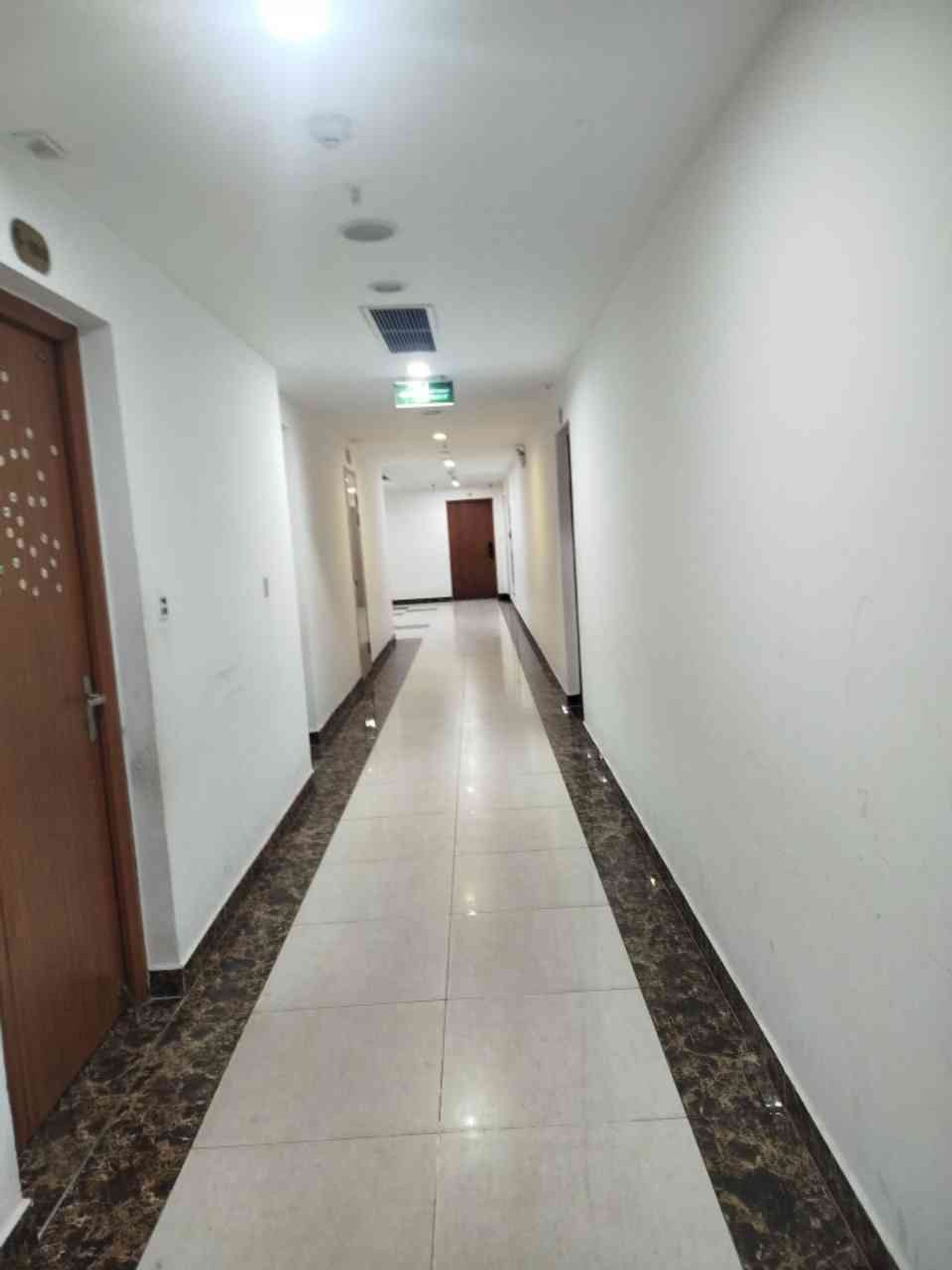 Bán căn hộ Đỗ Mười - diện tích 81m2 1 tầng - view đẹp - giá 5,95 tỷ