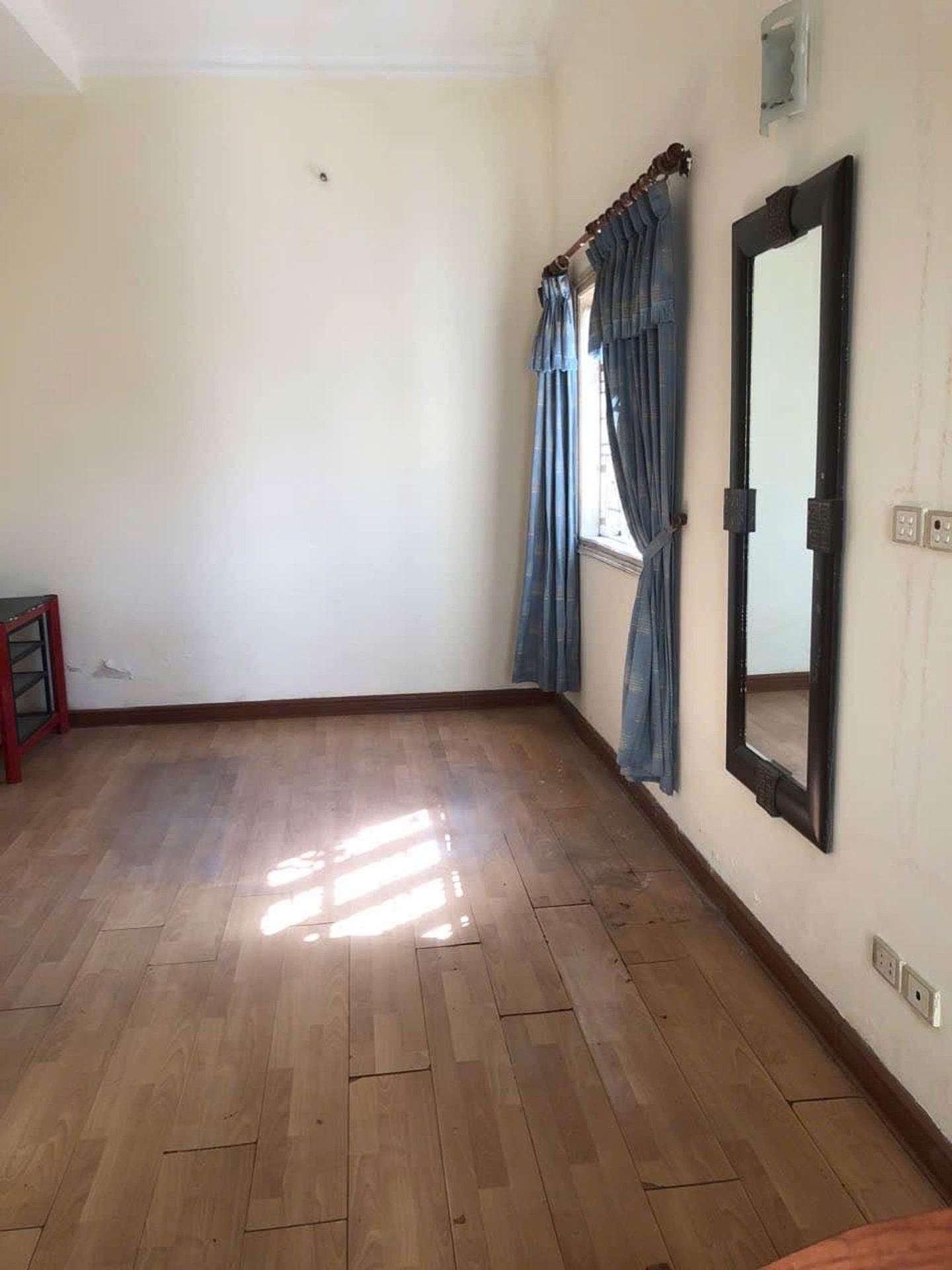 Bán nhà Hương Viên - diện tích 33m2 4 tầng - 2 mặt thoáng - giá 13 tỷ