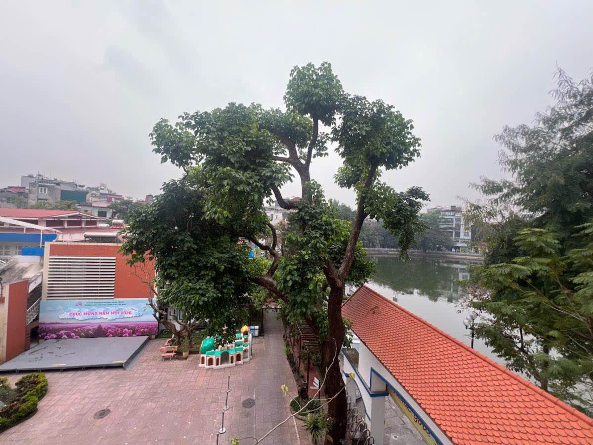 Bán nhà Hương Viên - diện tích 33m2 4 tầng - 2 mặt thoáng - giá 13 tỷ
