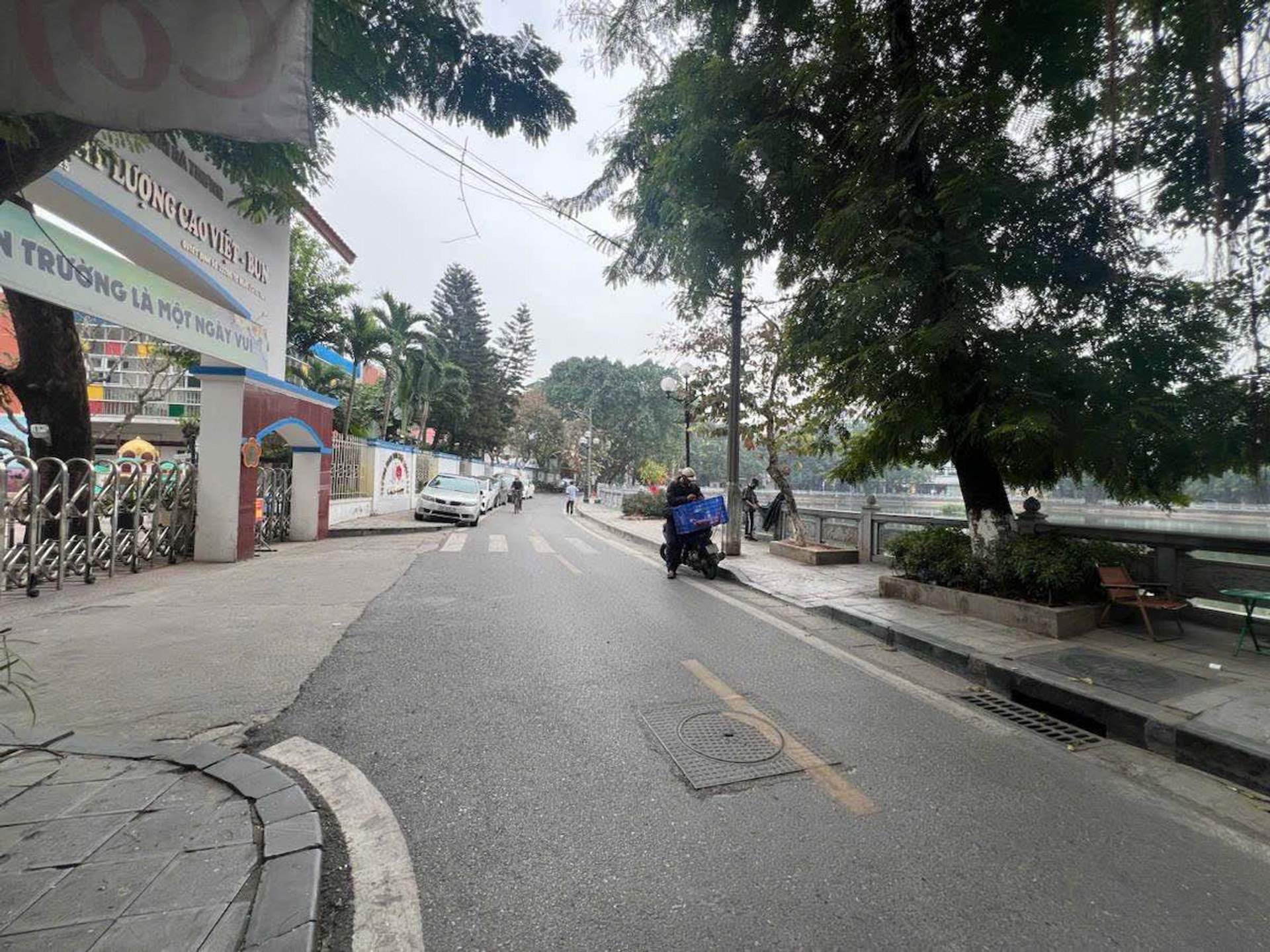 Bán nhà Hương Viên - diện tích 33m2 4 tầng - 2 mặt thoáng - giá 13 tỷ