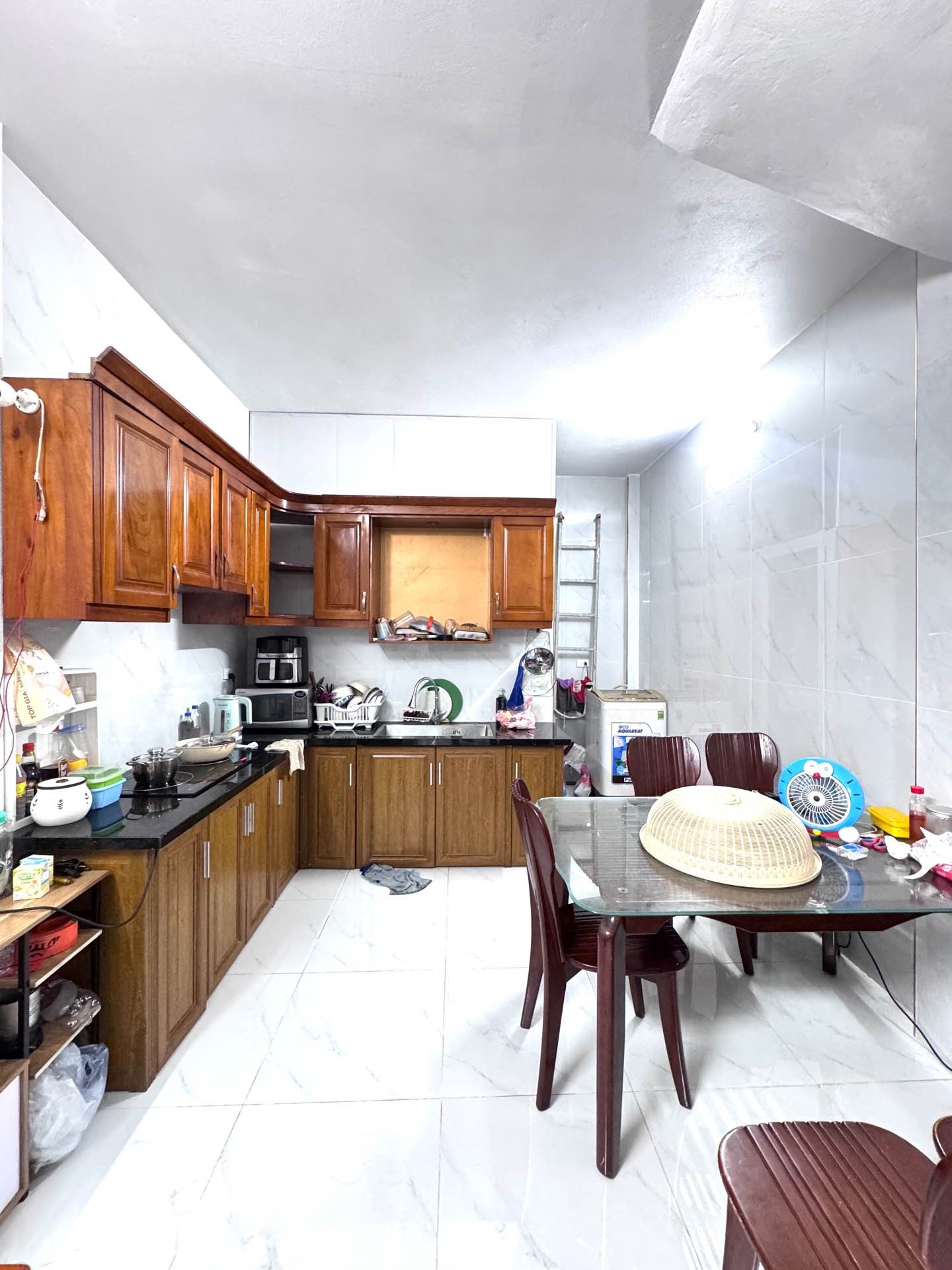 Bán nhà Định Công Thượng - diện tích 41m2 2 tầng - gần ô tô - giá 2,6 tỷ
