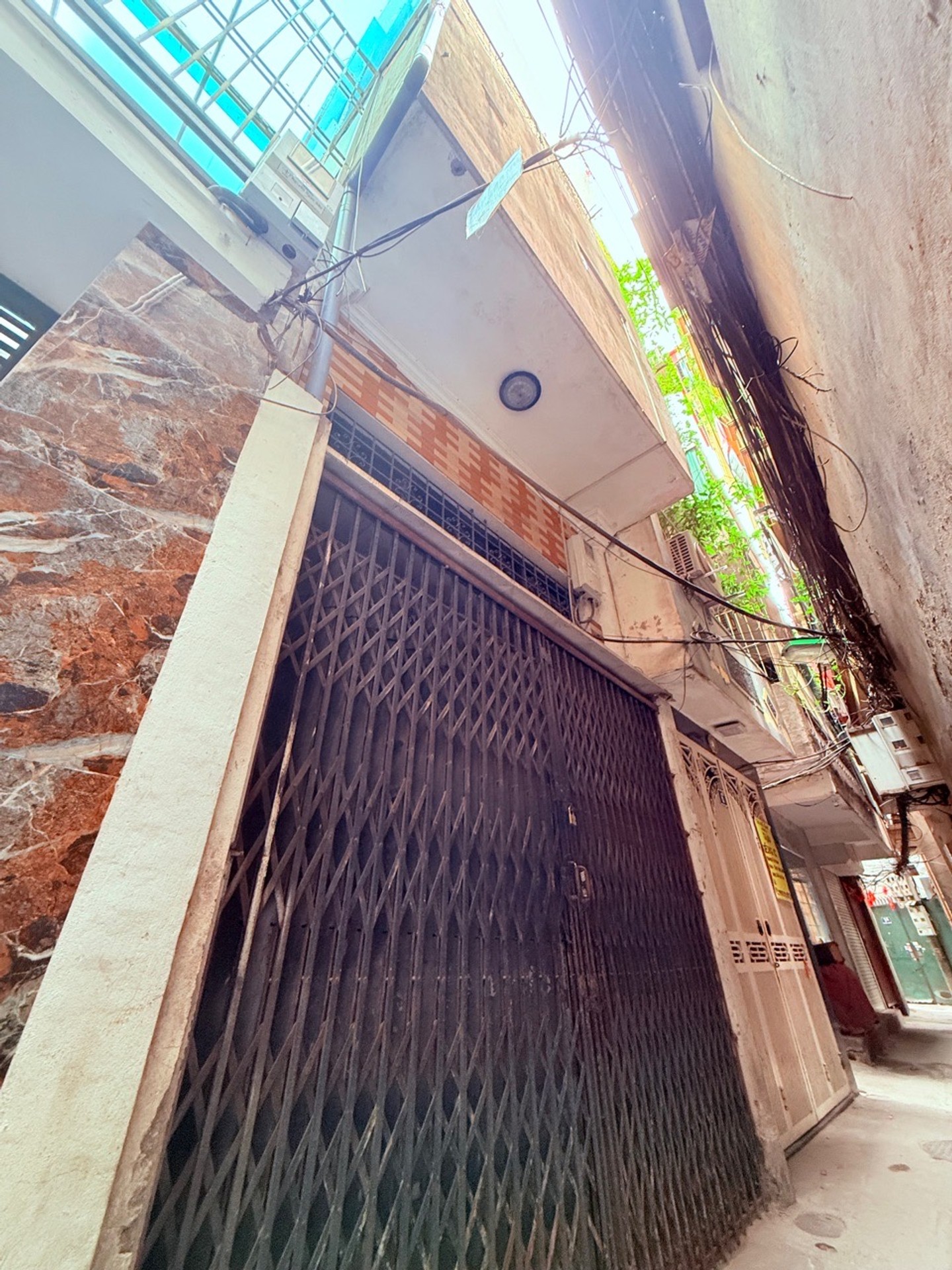 Bán nhà Trương Định - diện tích 30m2 3 tầng - gần ô tô - giá 7 tỷ