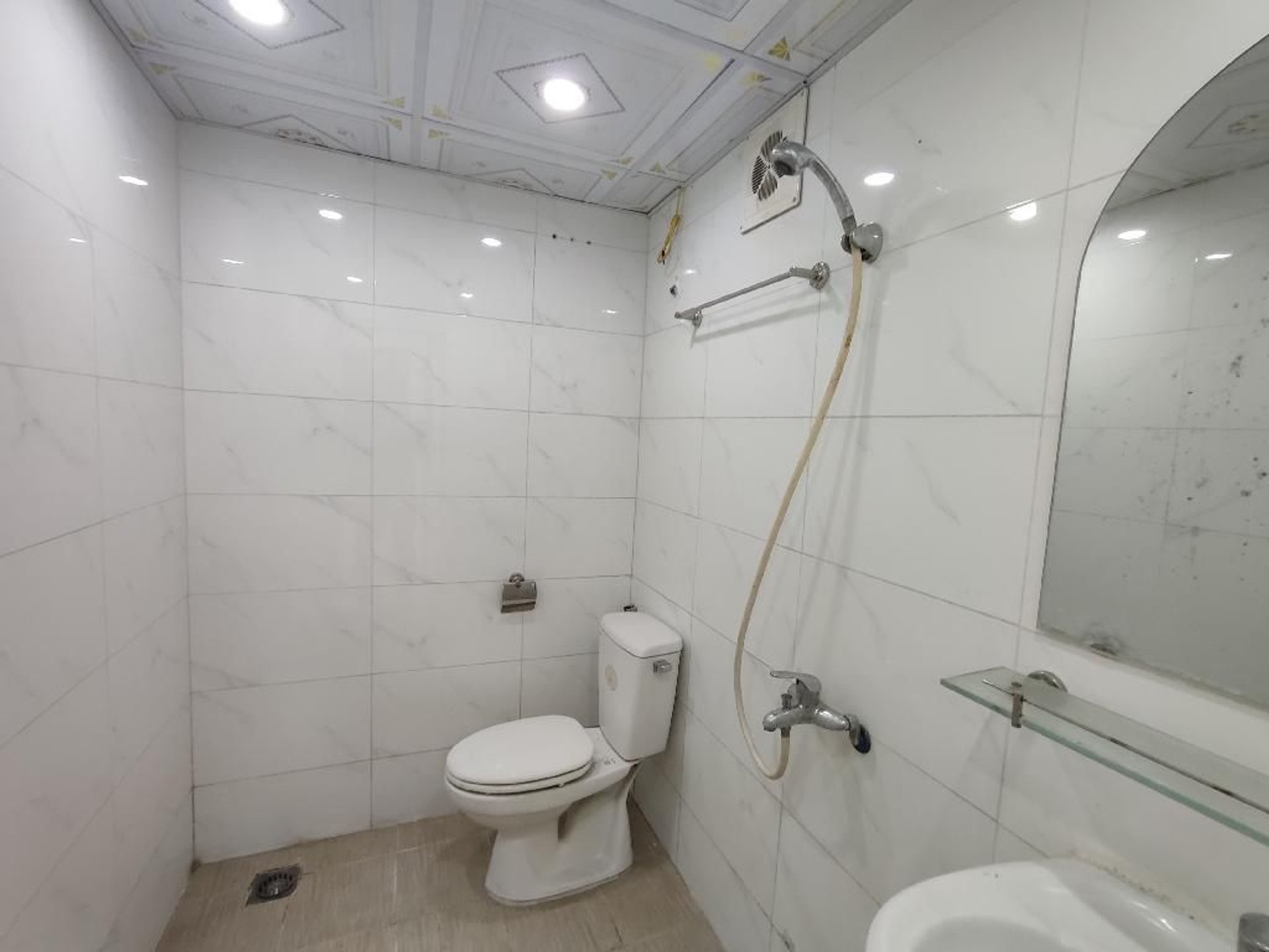 Bán nhà Lĩnh Nam - diện tích 34m2 2 tầng - Cực hiếm khu vực - giá 3,98 tỷ