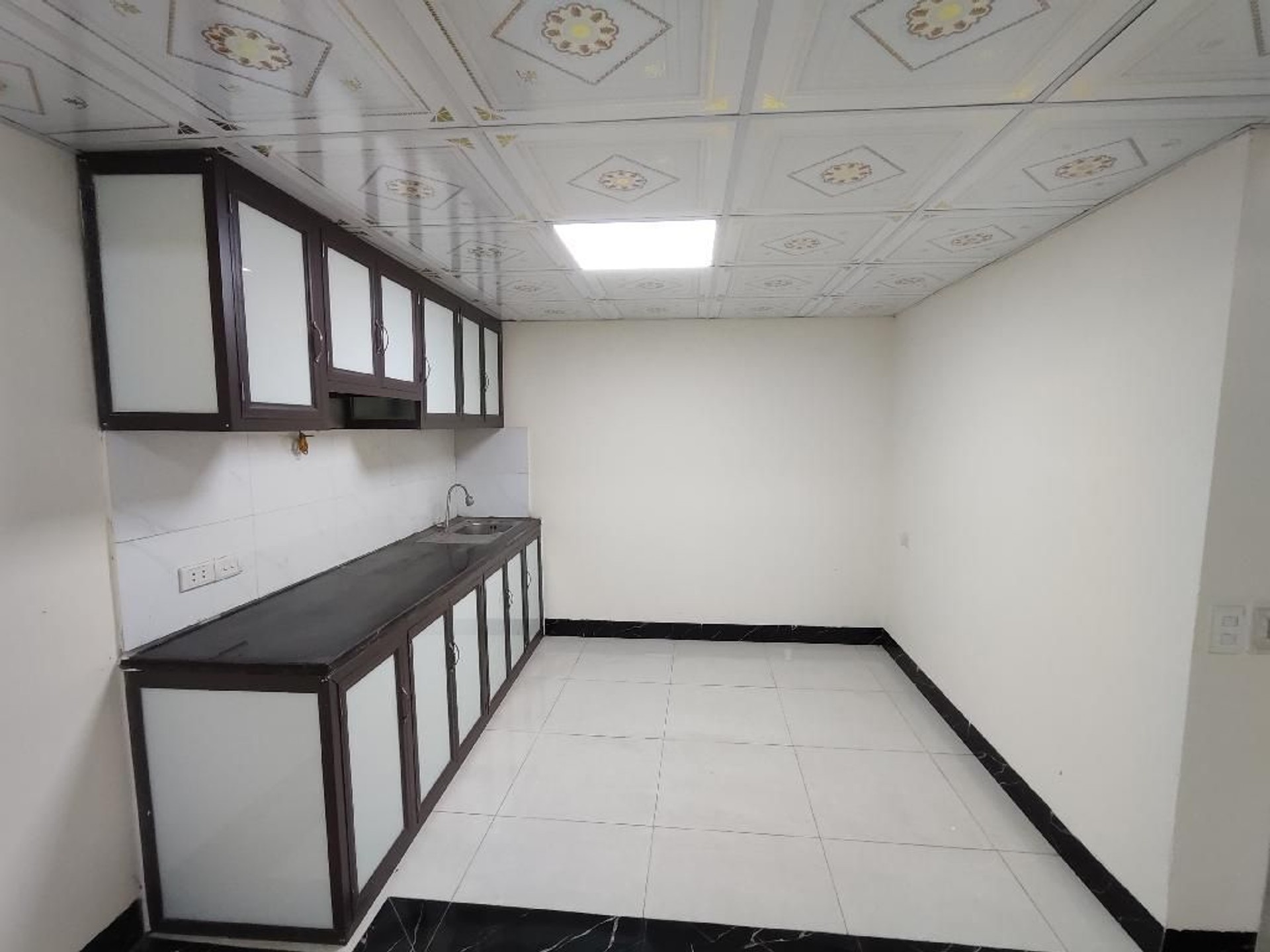 Bán nhà Lĩnh Nam - diện tích 34m2 2 tầng - Cực hiếm khu vực - giá 3,98 tỷ