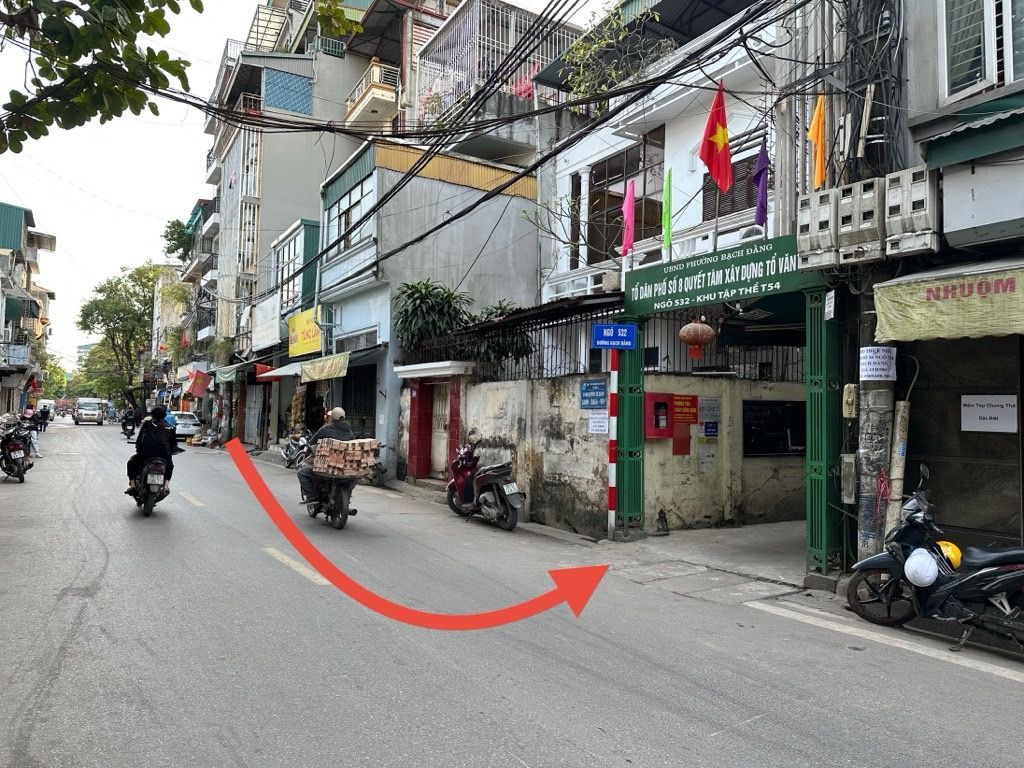 Bán nhà Ngõ 532 - diện tích 50m2 3 tầng - Ô tô đỗ cửa - giá 14,6 tỷ