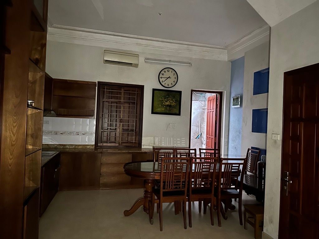 Bán nhà Ngõ 532 - diện tích 50m2 3 tầng - Ô tô đỗ cửa - giá 14,6 tỷ