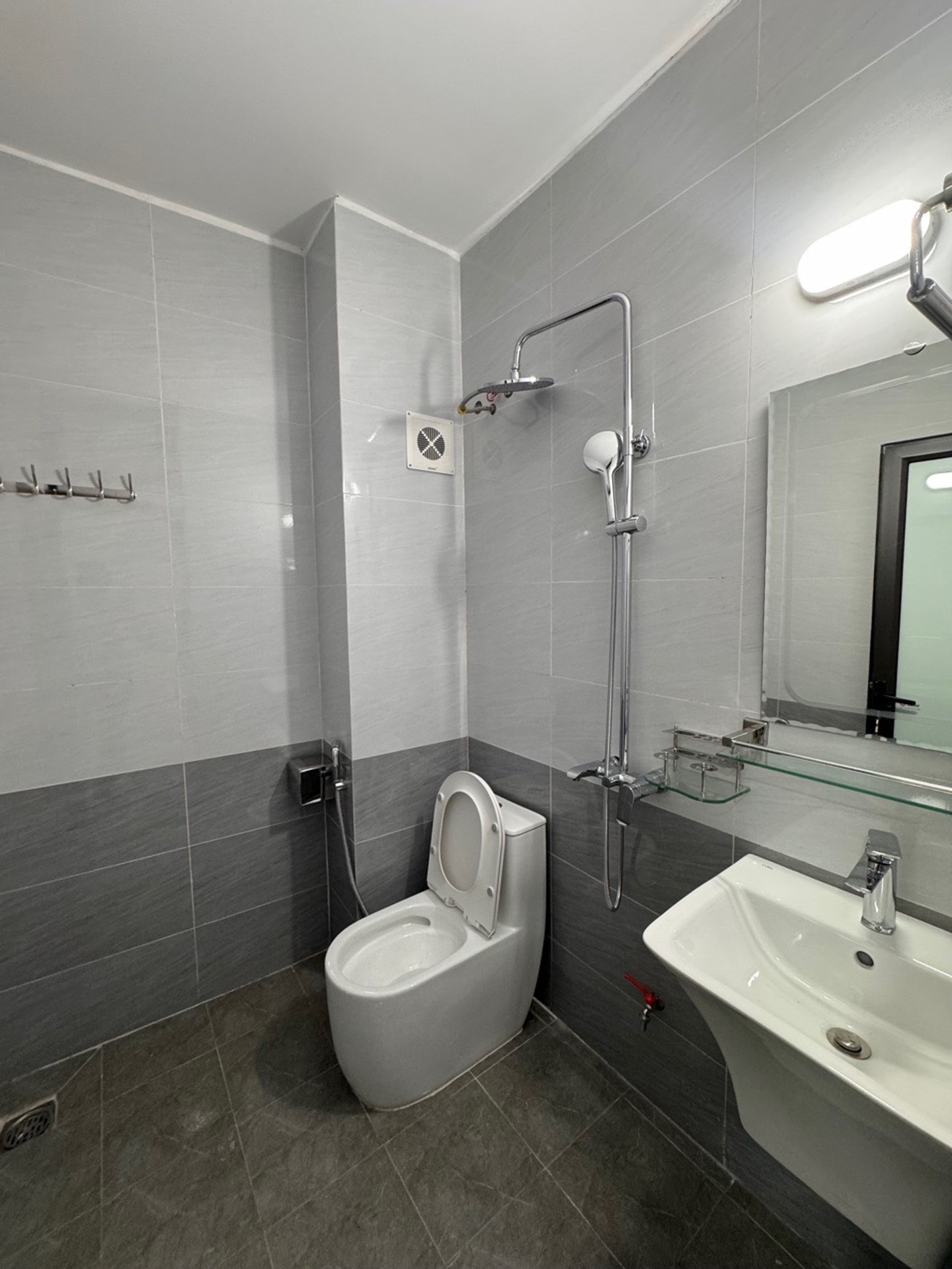 Bán nhà Giáp Nhị - diện tích 32m2 6 tầng - Nhà đẹp long lanh - giá 8,8 tỷ