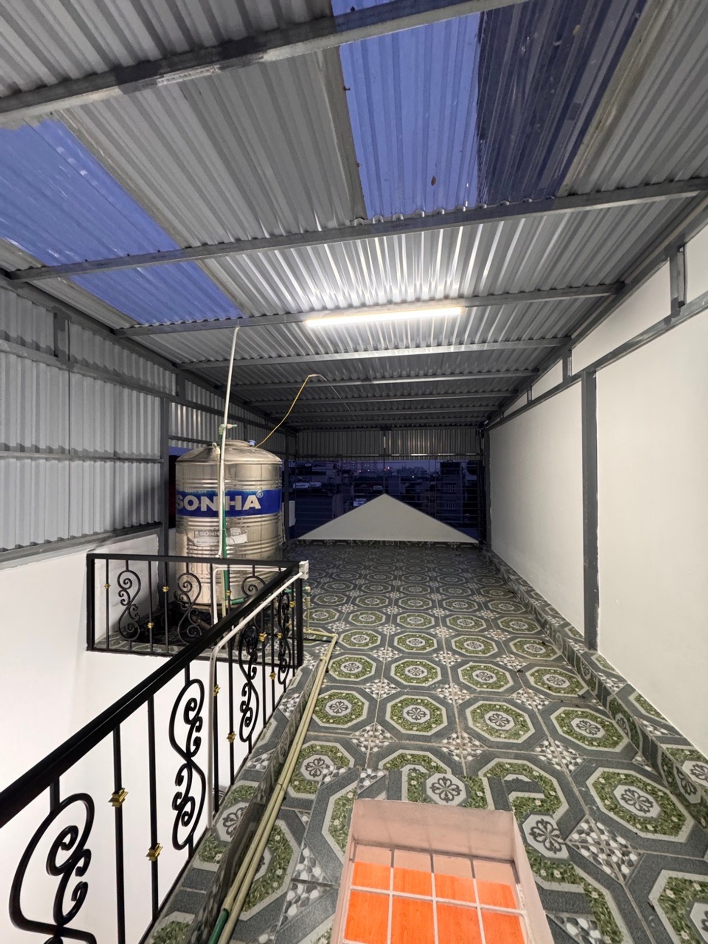 Bán nhà Giáp Nhị - diện tích 32m2 6 tầng - Nhà đẹp long lanh - giá 8,8 tỷ