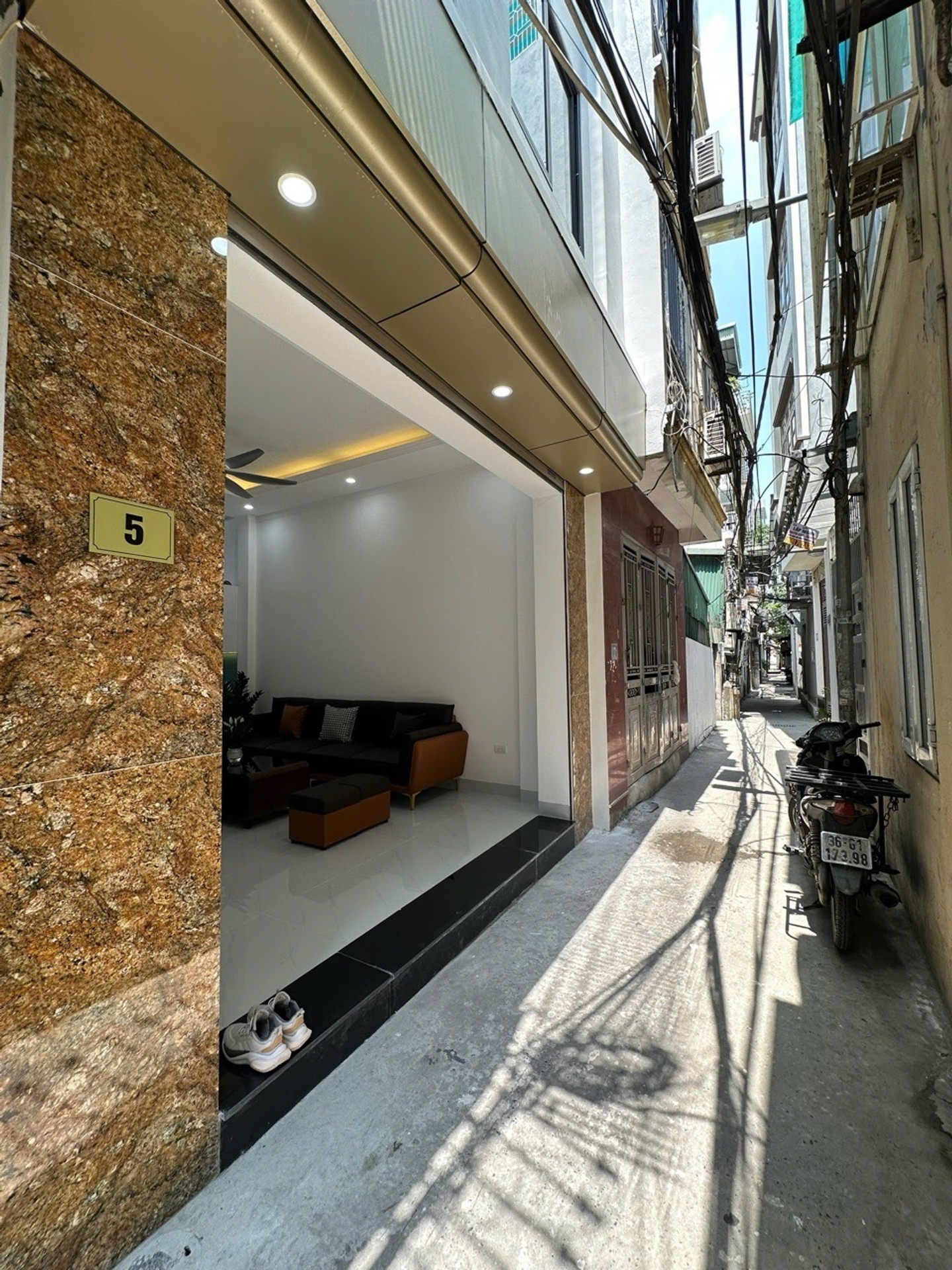 Bán nhà Giáp Nhị - diện tích 32m2 6 tầng - Nhà đẹp long lanh - giá 8,8 tỷ