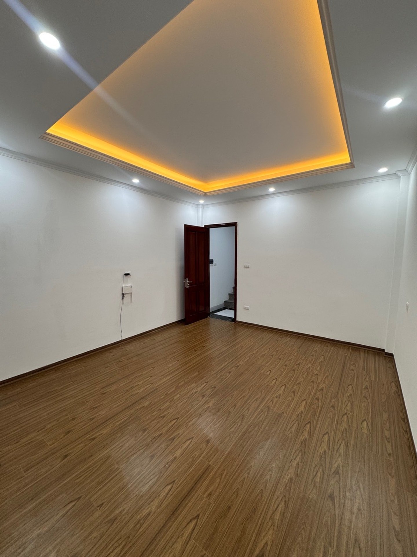 Bán nhà Giáp Nhị - diện tích 32m2 6 tầng - Nhà đẹp long lanh - giá 8,8 tỷ