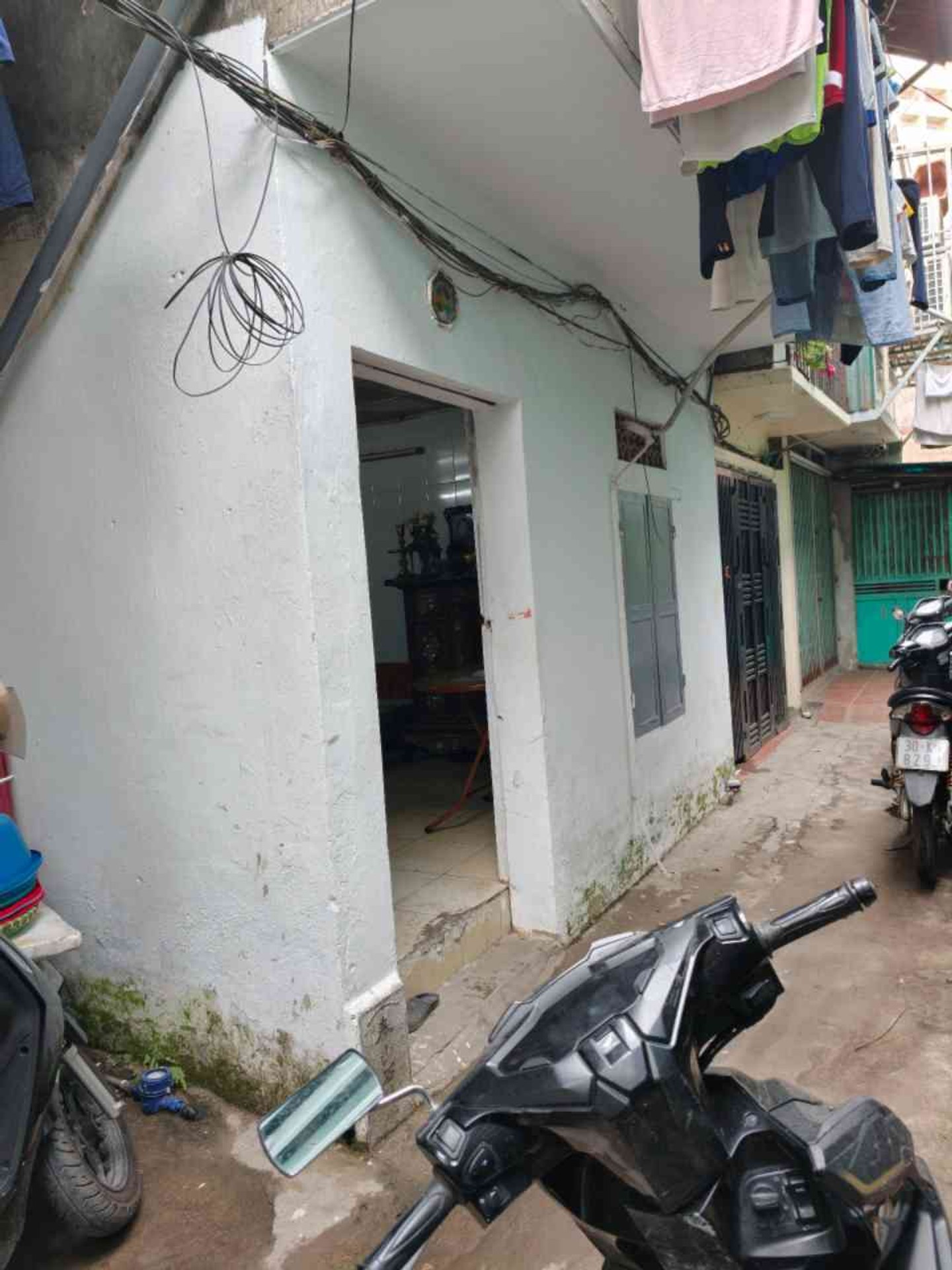 Bán nhà Lĩnh Nam - diện tích 48m2 2 tầng - Nhà gần phố, đi lại thuận lợi - giá 2,8 tỷ