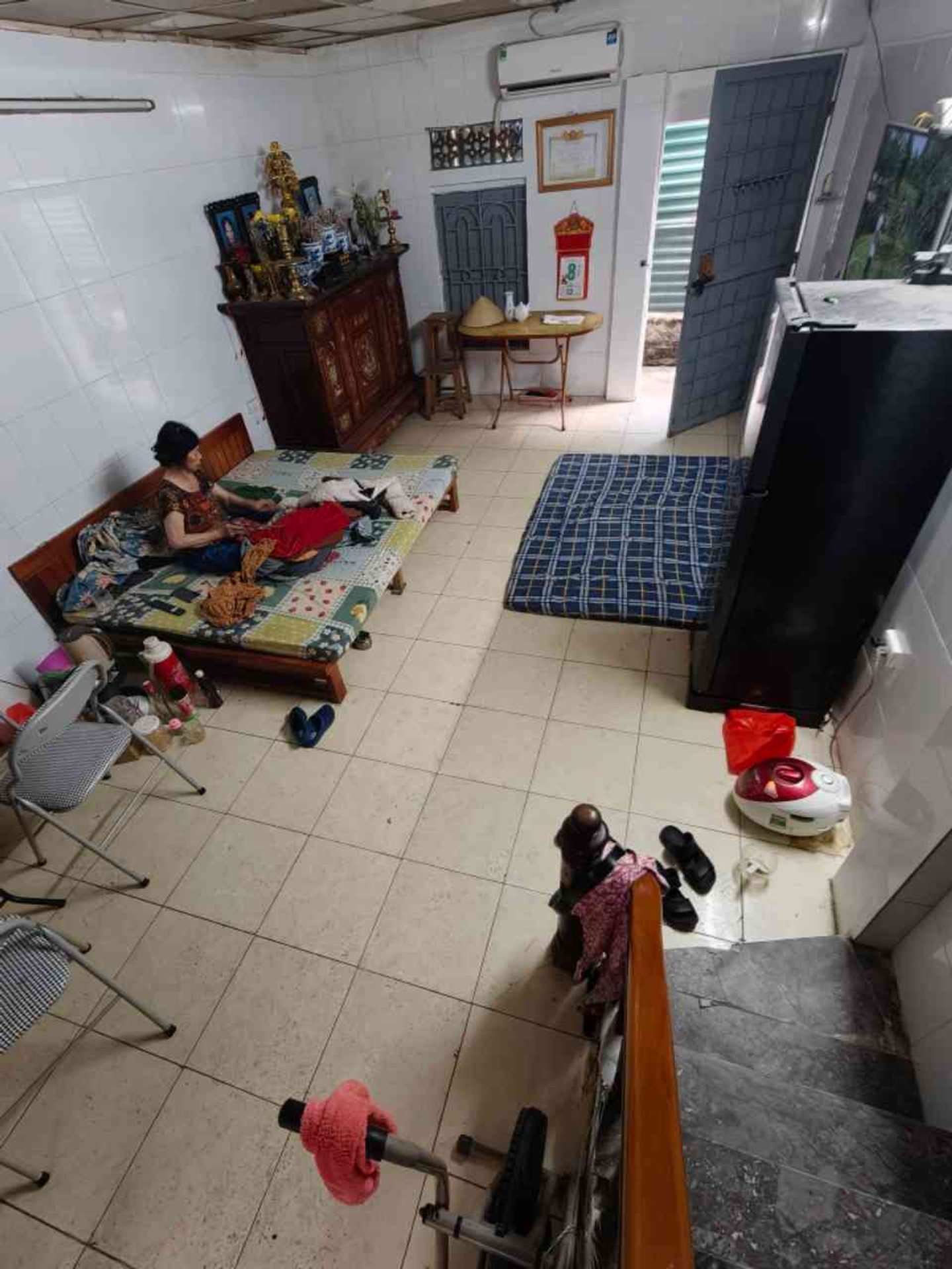 Bán nhà Lĩnh Nam - diện tích 48m2 2 tầng - Nhà gần phố, đi lại thuận lợi - giá 2,8 tỷ