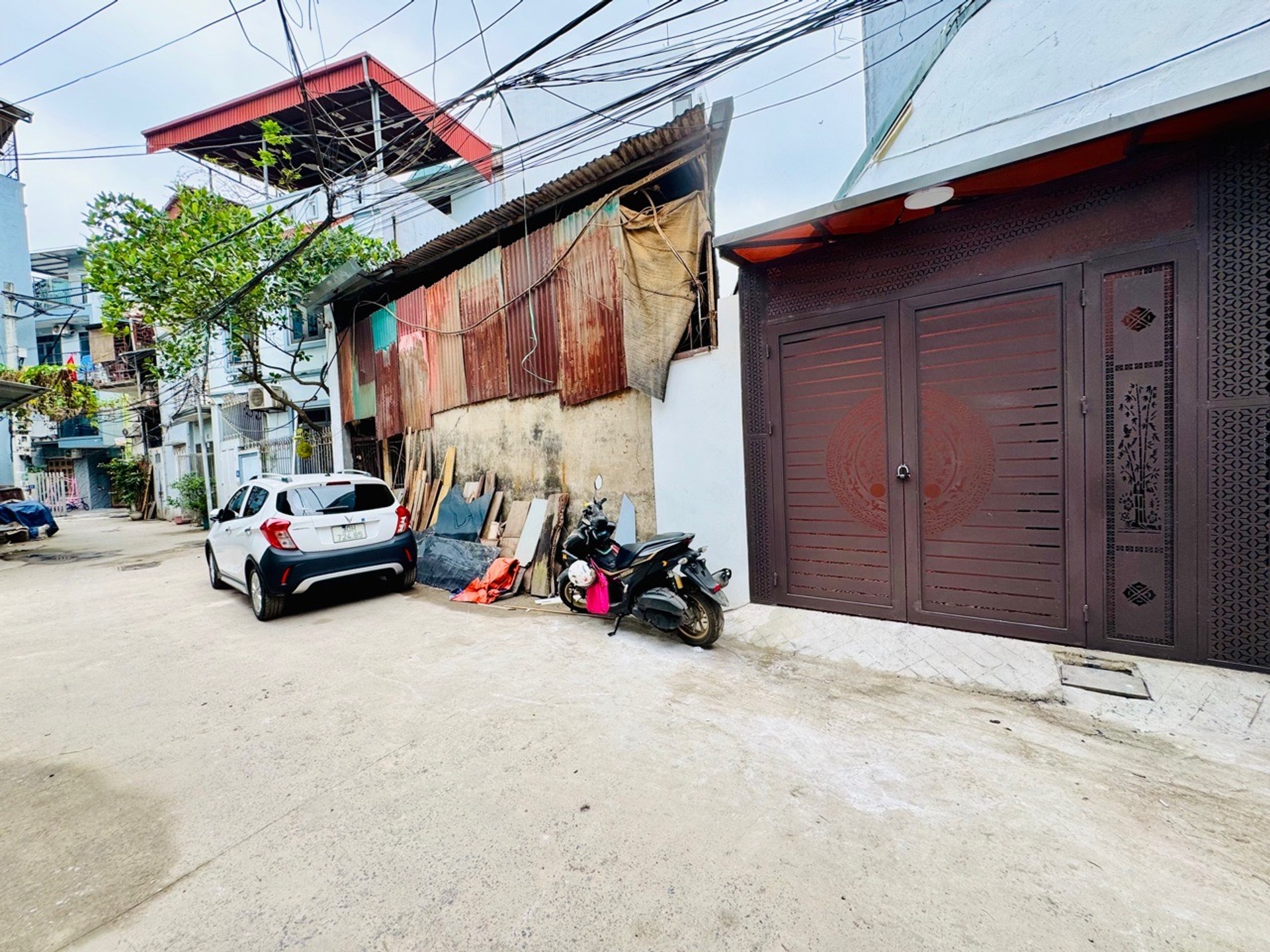 Bán nhà Nam Dư - diện tích 60m2 1 tầng - Ô tô 45 chỗ đỗ cửa - giá 16 tỷ