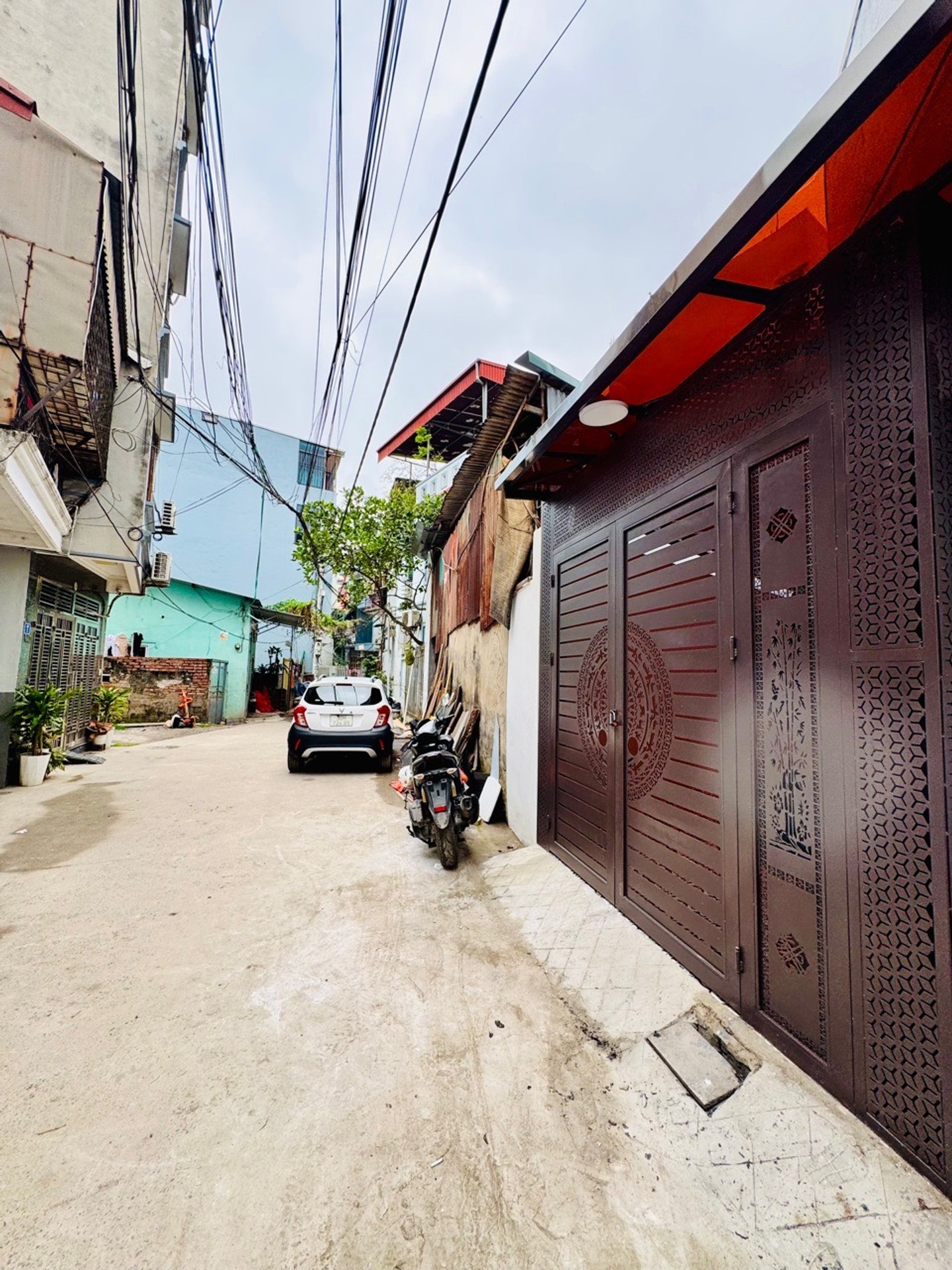Bán nhà Nam Dư - diện tích 60m2 1 tầng - Ô tô 45 chỗ đỗ cửa - giá 16 tỷ