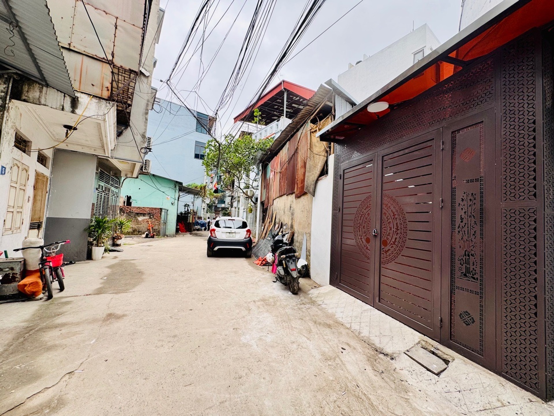 Bán nhà Nam Dư - diện tích 60m2 1 tầng - Ô tô 45 chỗ đỗ cửa - giá 16 tỷ