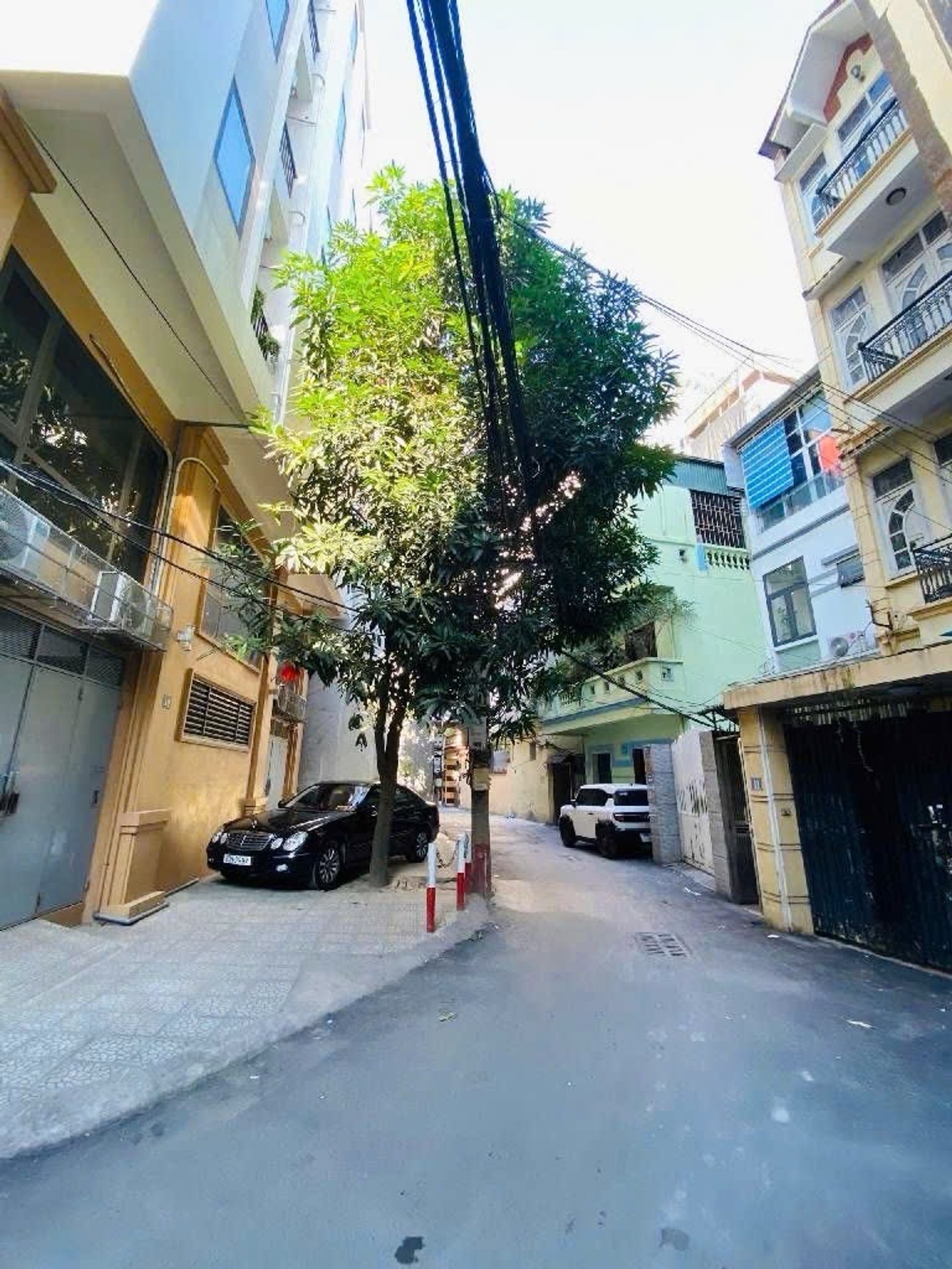 Bán nhà Bùi Xương Trạch - diện tích 23m2 5 tầng - ô tô đỗ cửa - giá 6,9 tỷ