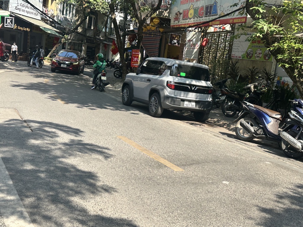 Bán nhà Cầu Đất - diện tích 165m2 6 tầng - Ô TÔ - giá 26 tỷ