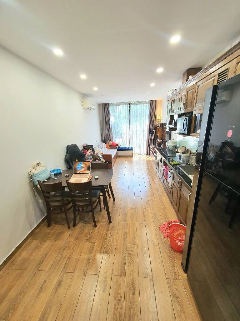 Bán nhà Nguyễn Khoái - diện tích 31m2 5 tầng - Mặt phố, Gara oto - giá 11,6 tỷ