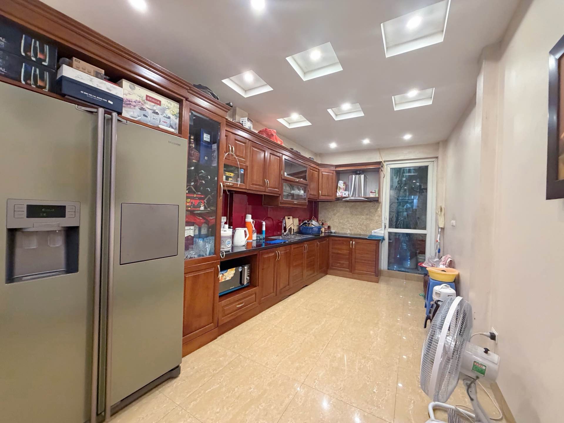Bán nhà Phố 8/3 - diện tích 74m2 3 tầng - Nhà mặt ngõ ô tô tránh - giá 32,8 tỷ