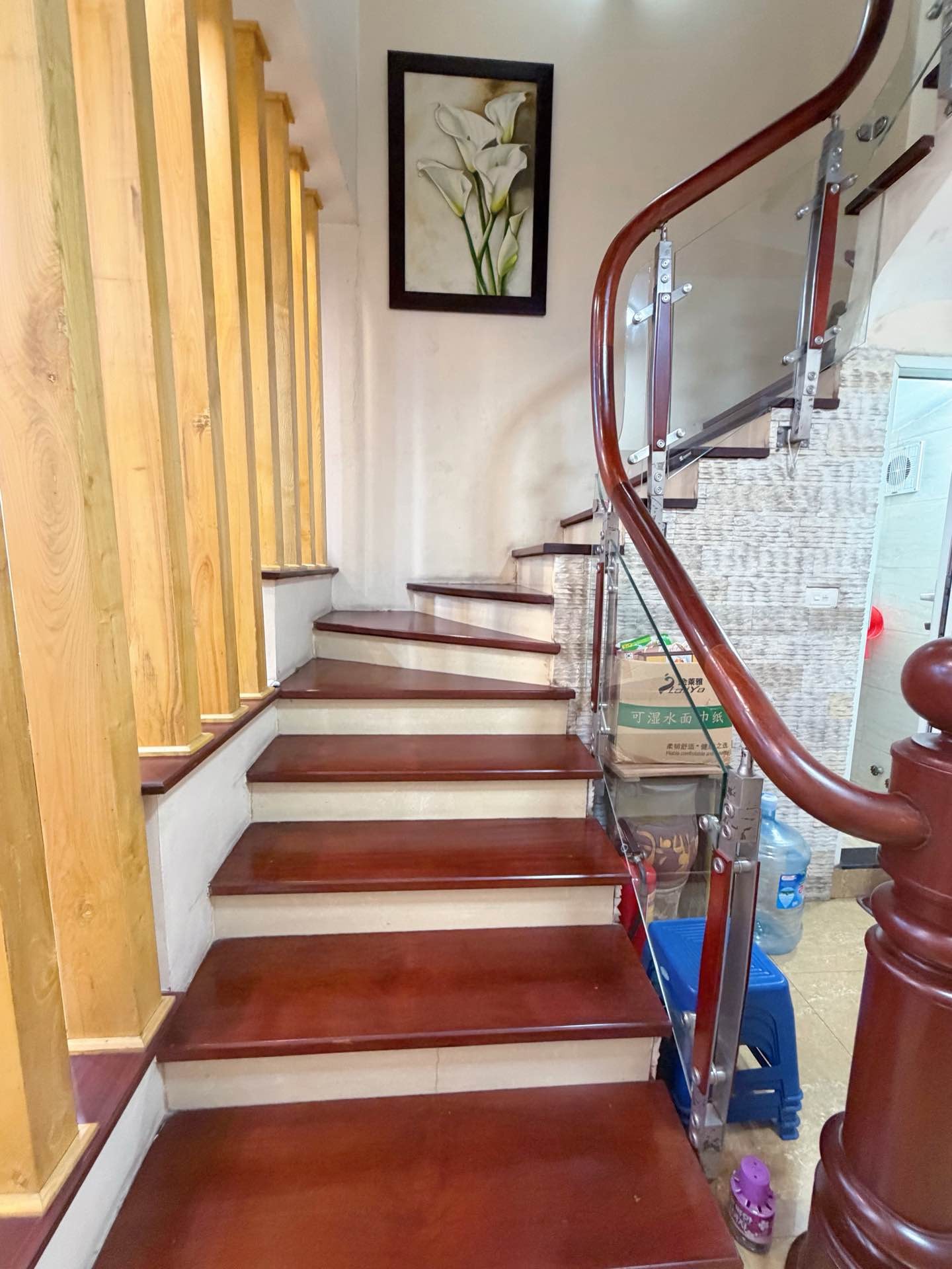 Bán nhà Phố 8/3 - diện tích 74m2 3 tầng - Nhà mặt ngõ ô tô tránh - giá 32,8 tỷ