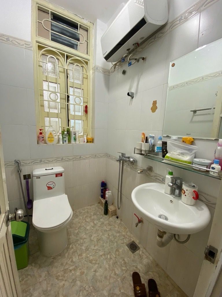 Bán nhà Hưng Phúc - diện tích 70m2 4 tầng - Nhà mặt phố, 2 thoáng - giá 13,8 tỷ