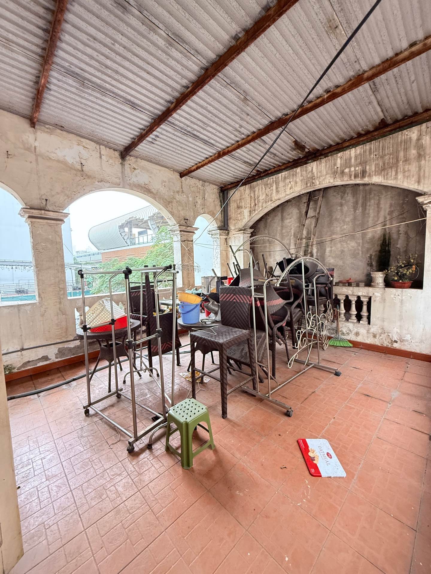 Bán nhà Hoàng Cầu - diện tích 182.5m2 3 tầng - Mặt phố vỉa hè rộng - giá 58,6 tỷ