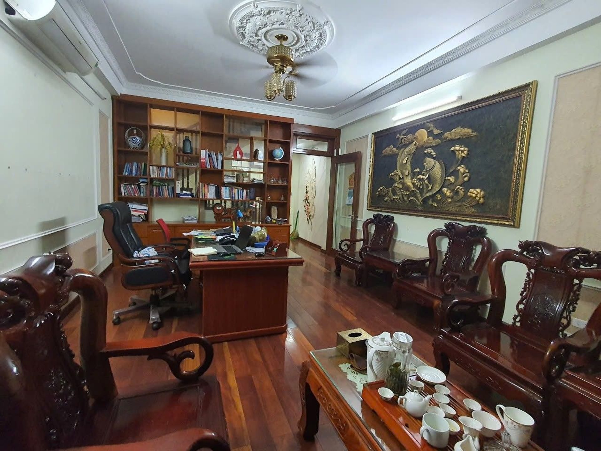 Bán nhà Nguyễn Khuyến - diện tích 75m2 6 tầng - Nhà đẹp hiếm có - giá 28 tỷ